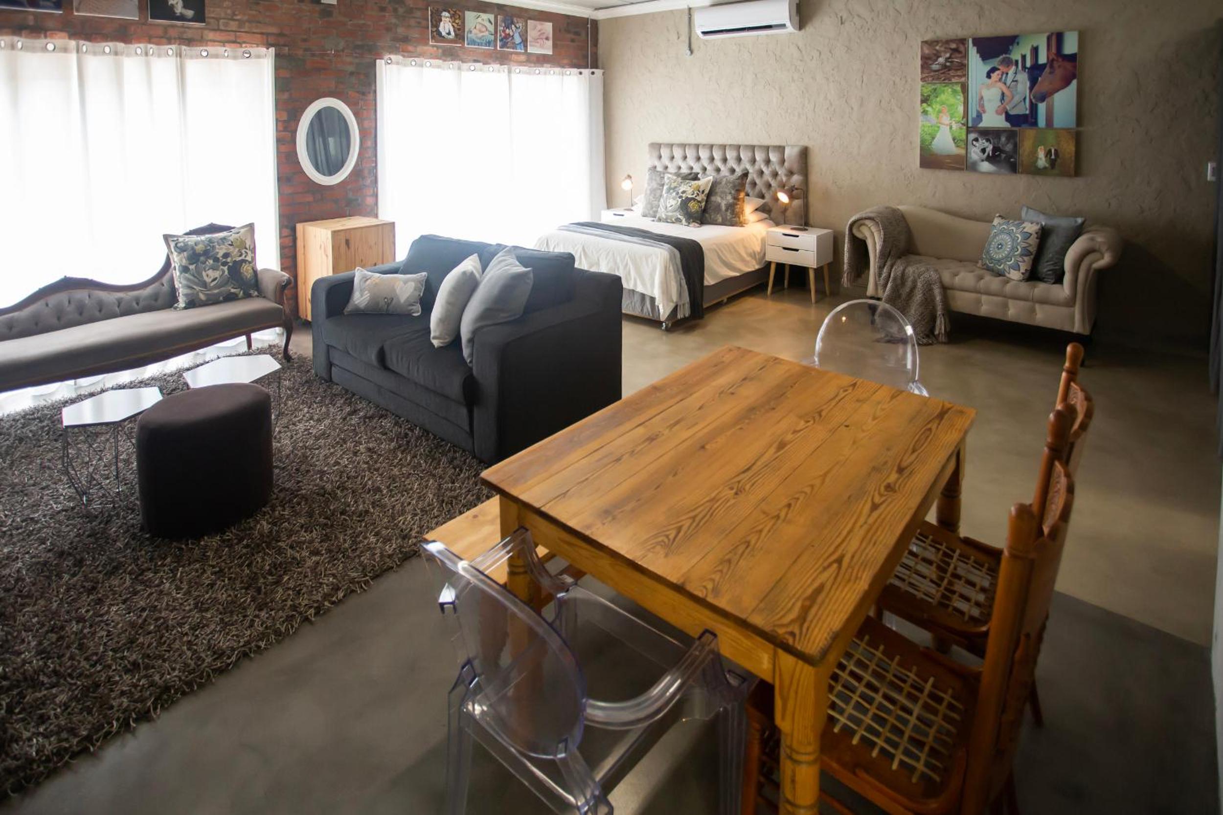 the STUDIO apartment in Durbanville view 4