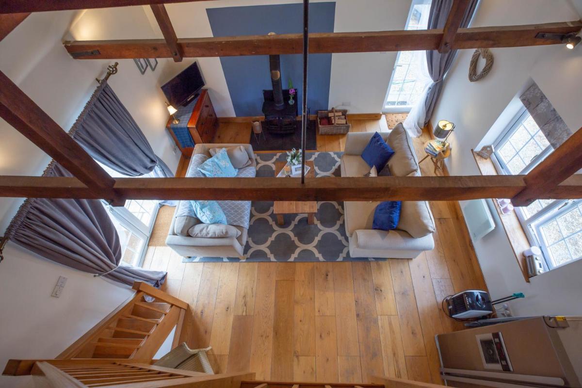 Cherry Orchard Lodge view 5