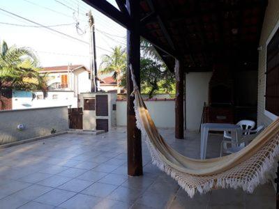 CASA ESPAÇOSA 4 DORMITÓRIOS A 150M DA PRAIA DA MARANDUBA / UBATUBA
