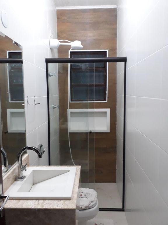 CASA ESPAÇOSA 4 DORMITÓRIOS A 150M DA PRAIA DA MARANDUBA / UBATUBA