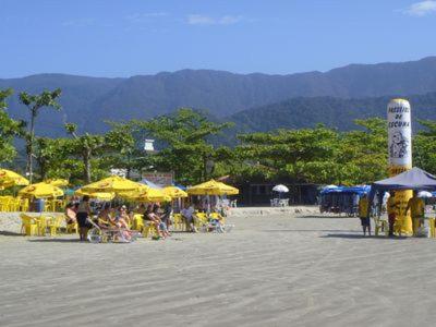 CASA ESPAÇOSA 4 DORMITÓRIOS A 150M DA PRAIA DA MARANDUBA / UBATUBA