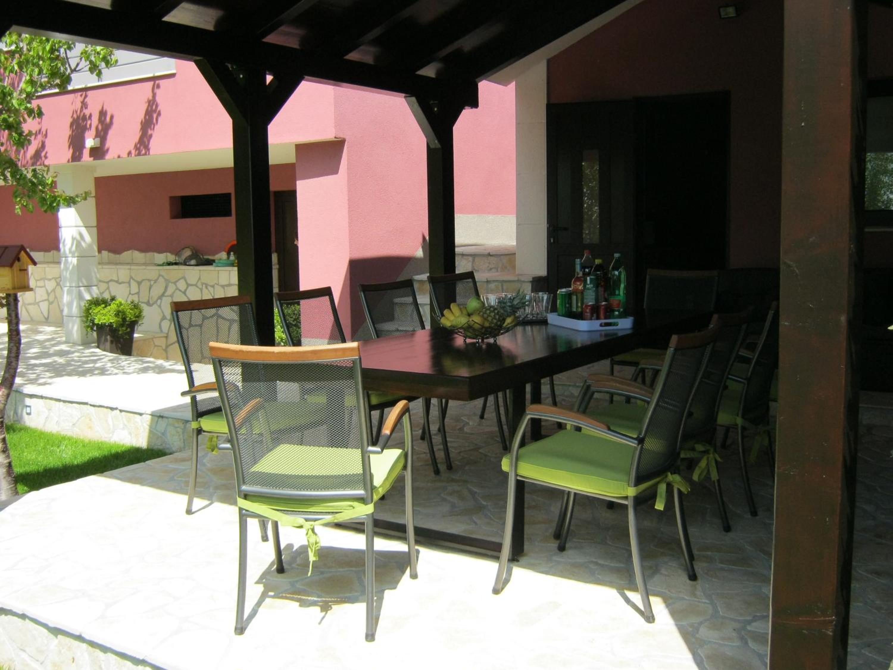 Photo 12