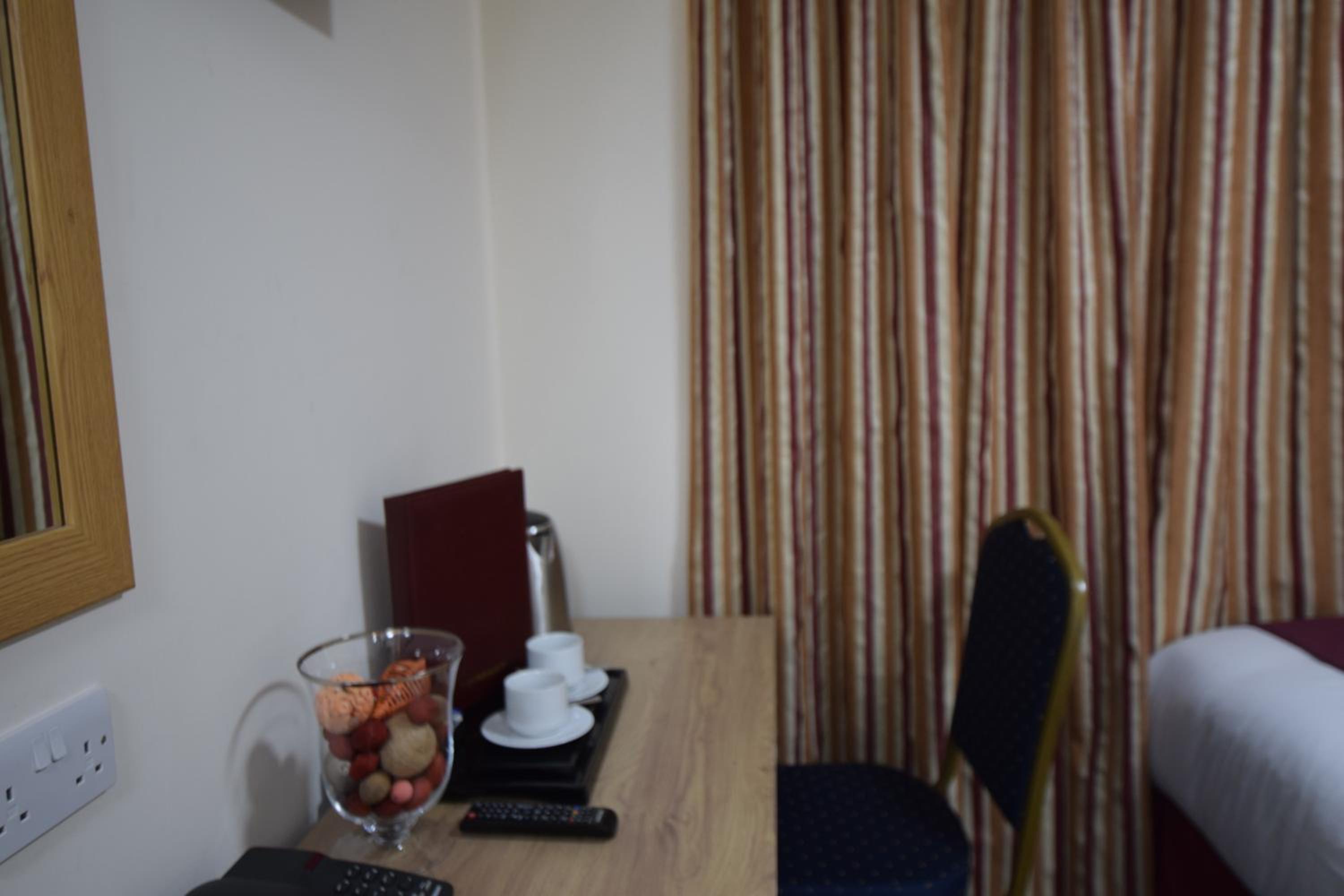 Ilford Vacations - PremierLux Serviced Apartments - Property Image 19