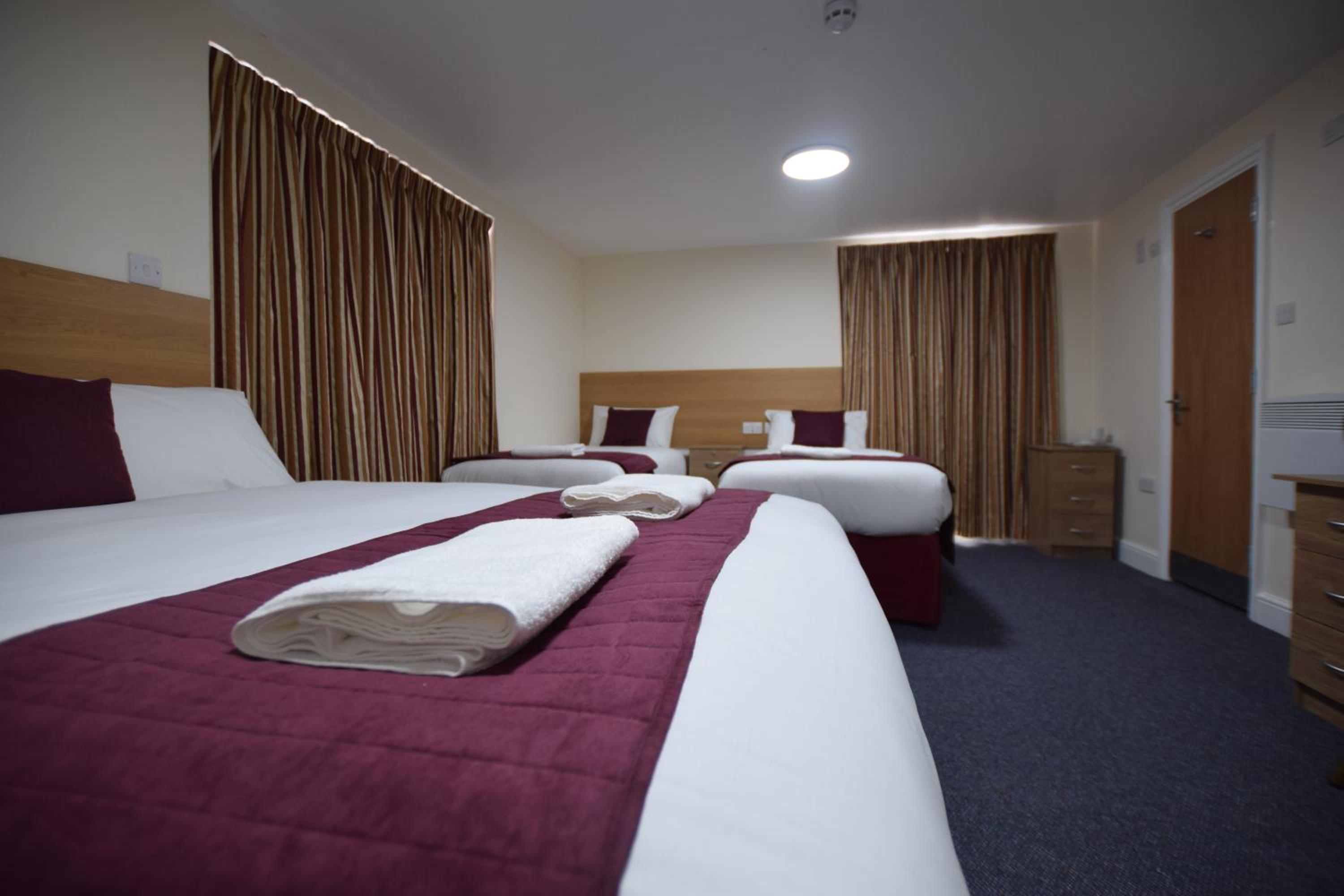 Ilford Vacations - PremierLux Serviced Apartments - Property Image 11