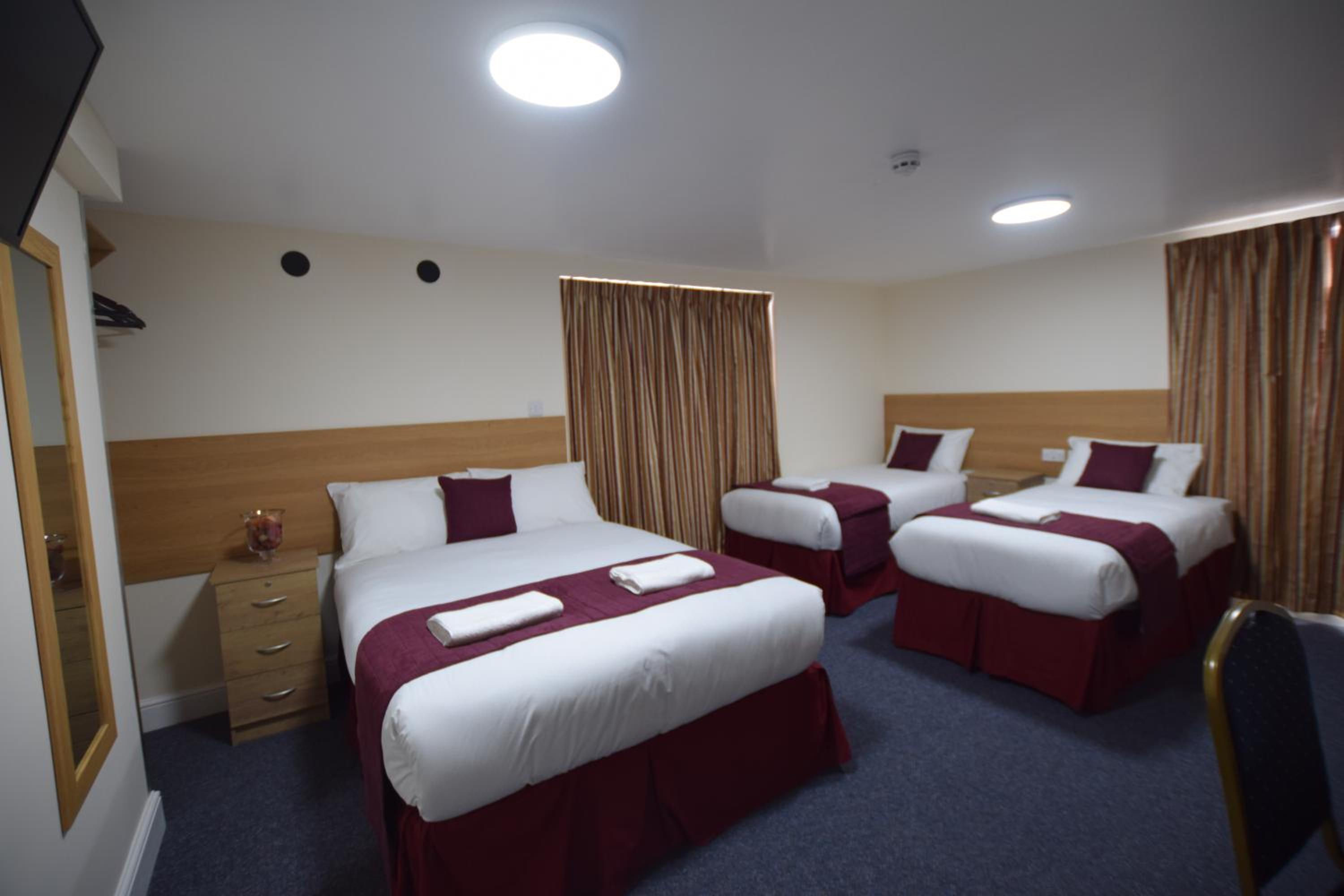 Ilford Vacations - PremierLux Serviced Apartments - Property Image 1