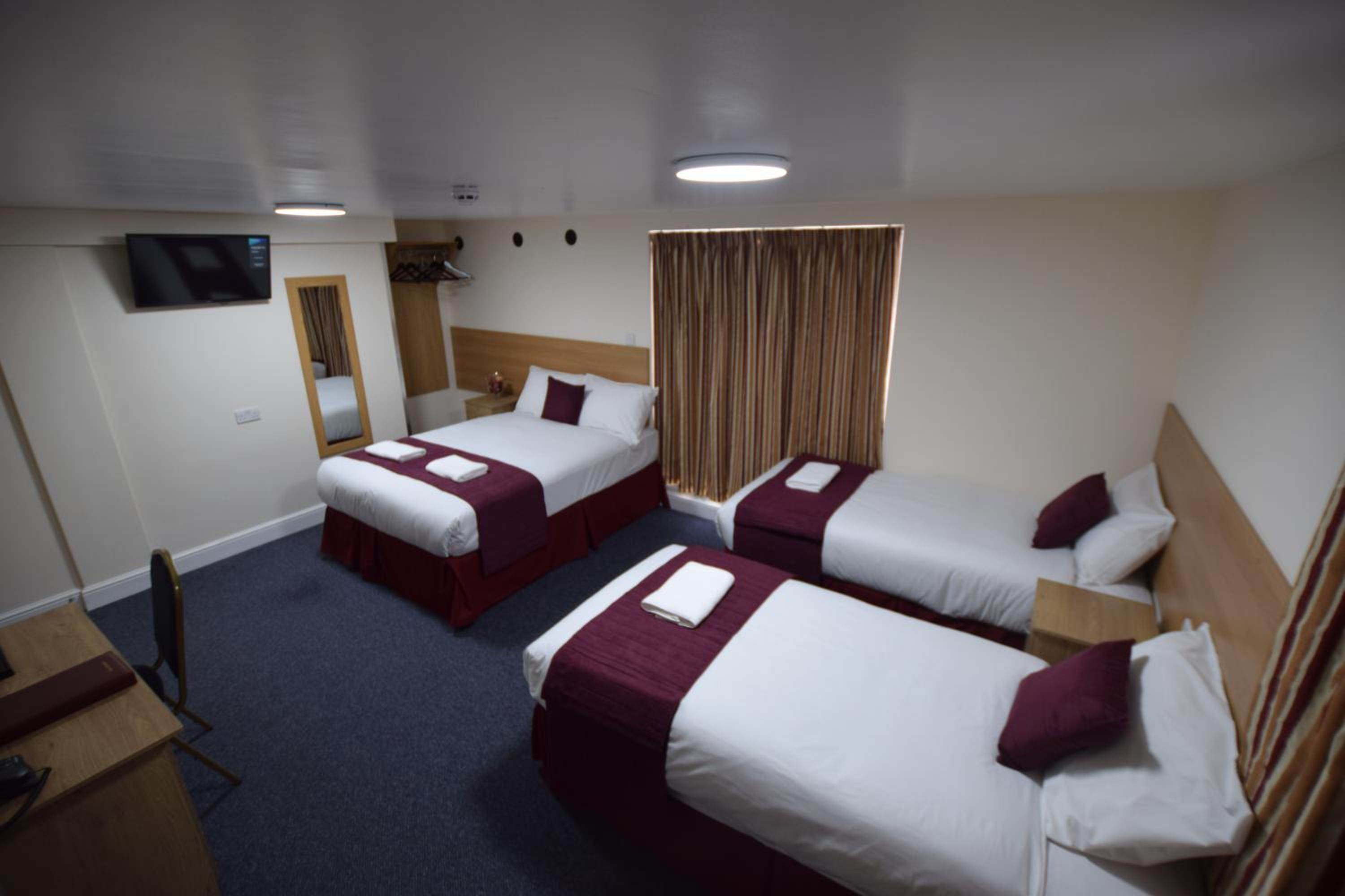 Ilford Vacations - PremierLux Serviced Apartments - Property Image 9