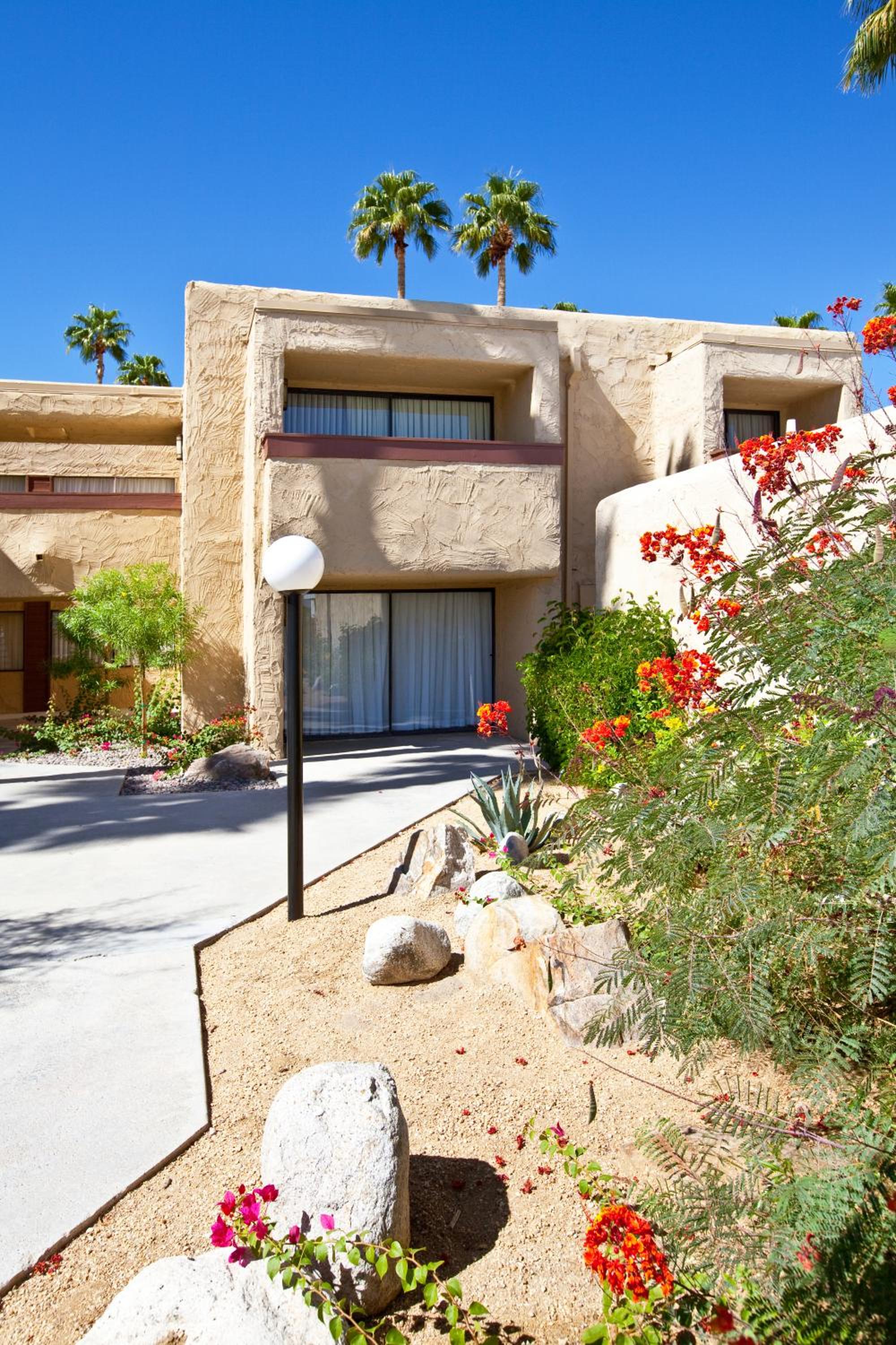 Desert Vacation Villas