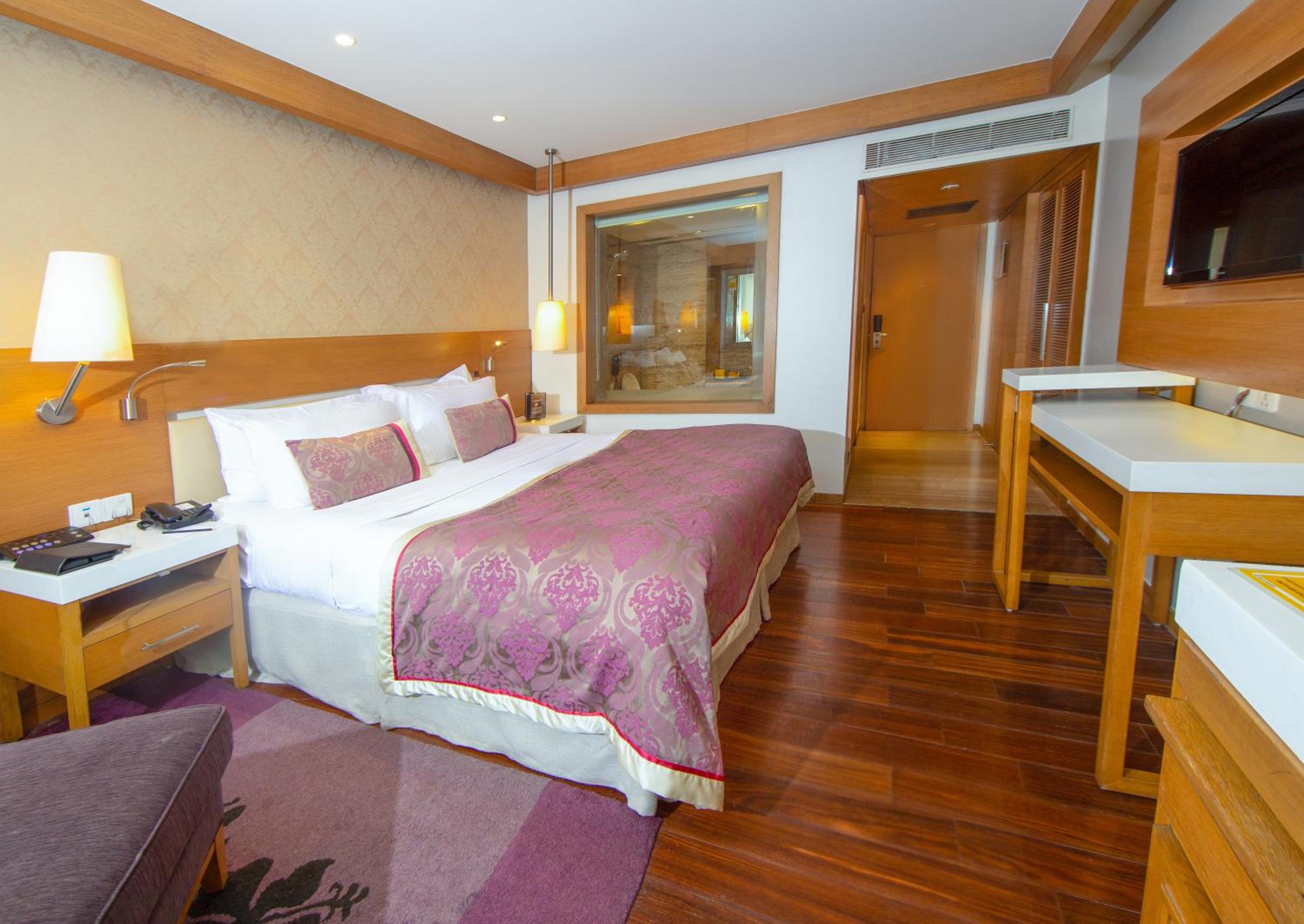 Hotel Bawa International Mumbai Airport