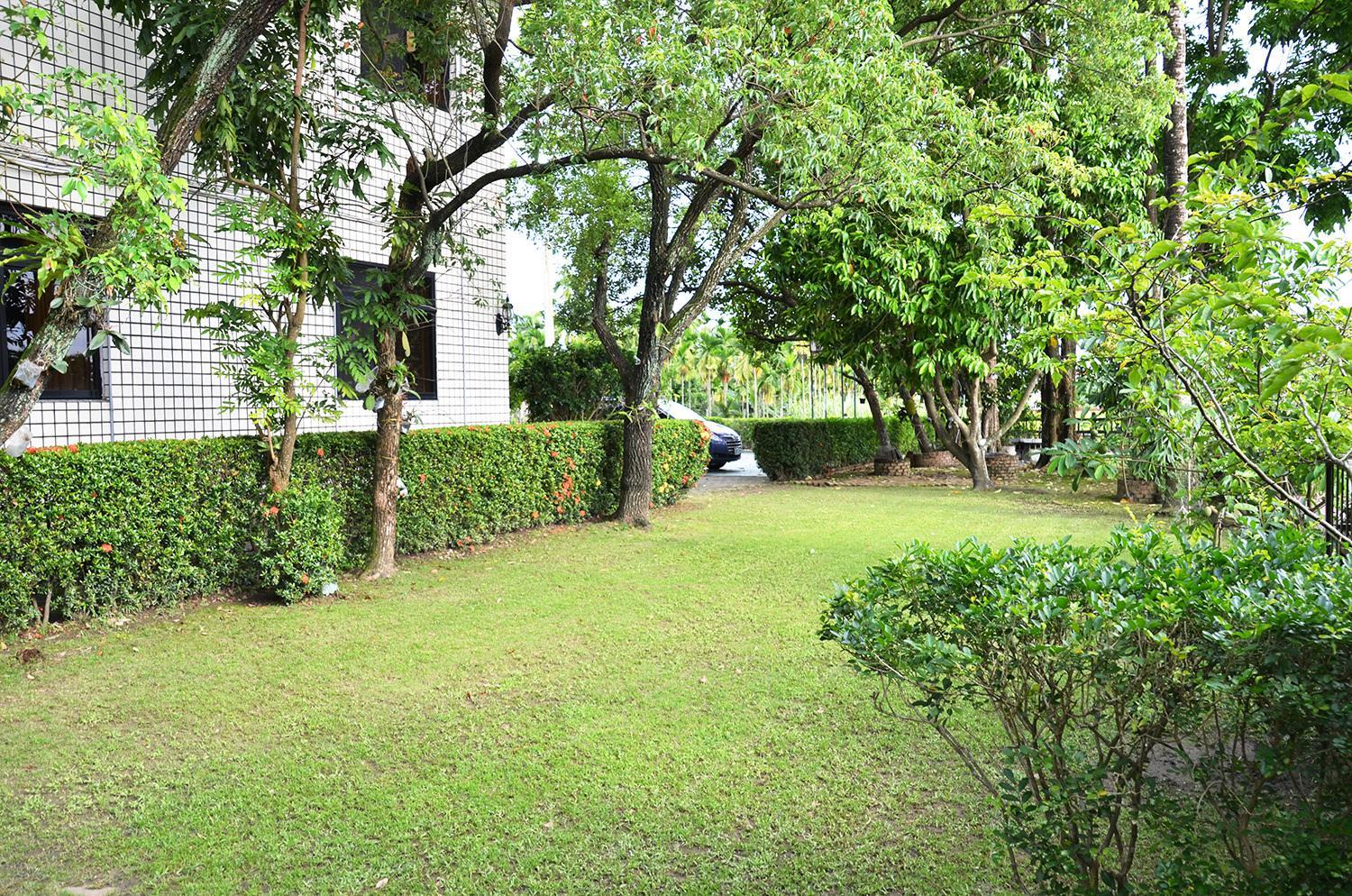 Kaohsiung Meinong Rabbit Paul Homestay B&B