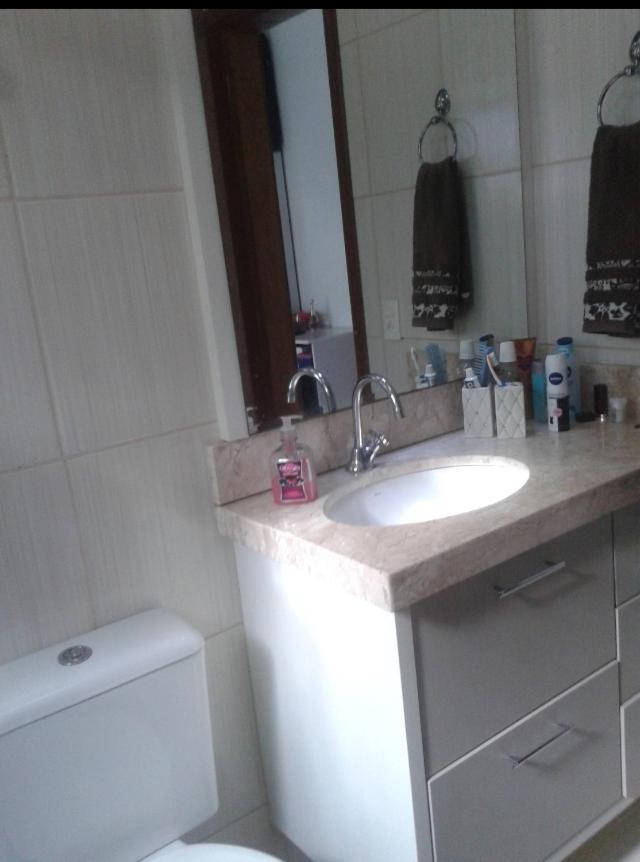 Apto 2 dorm com garagem