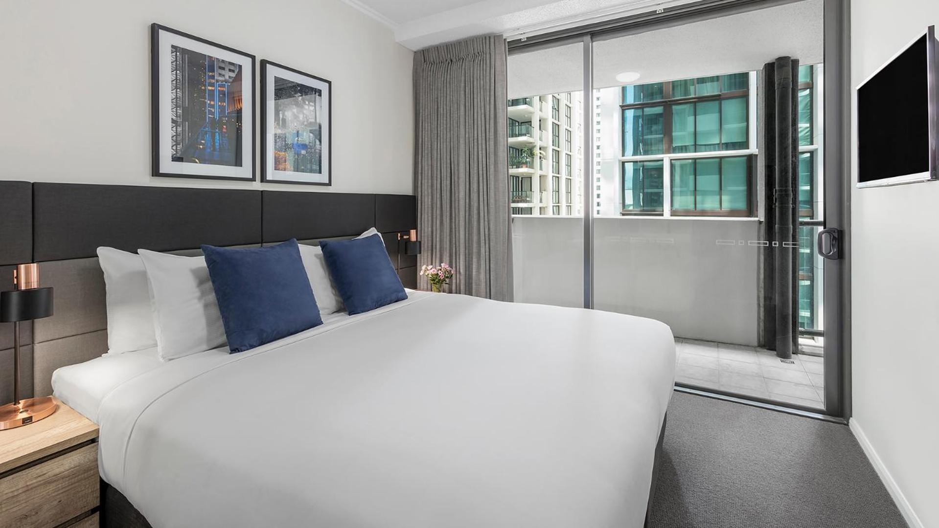 Oaks Brisbane on Margaret Suites