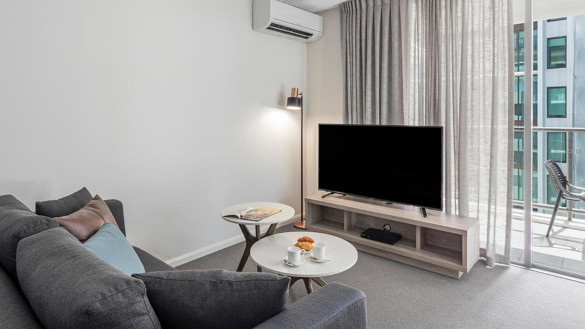 Oaks Brisbane on Margaret Suites
