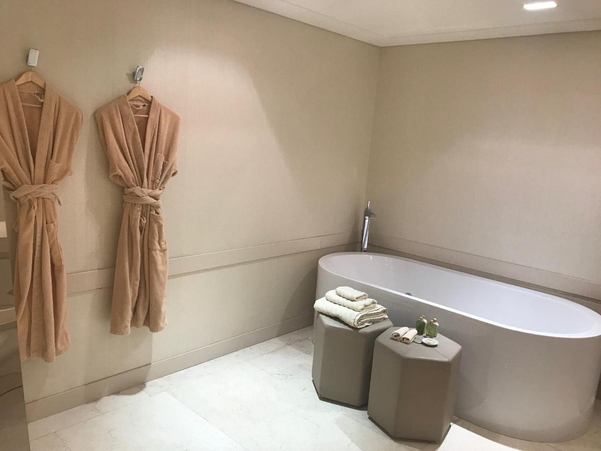 Kemer Country Otel İstanbul - Image 8