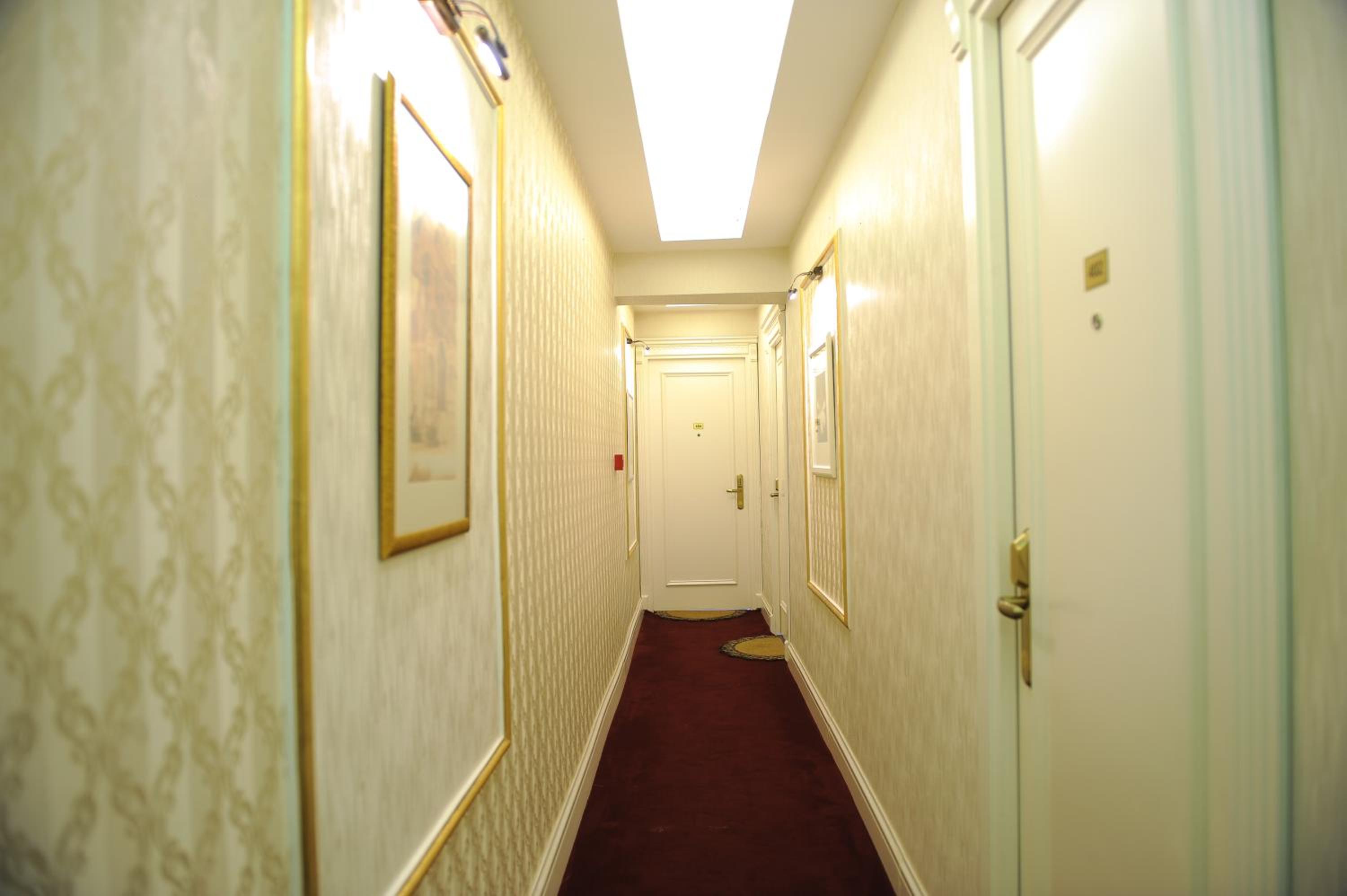 Coliseum Otel - Image 10