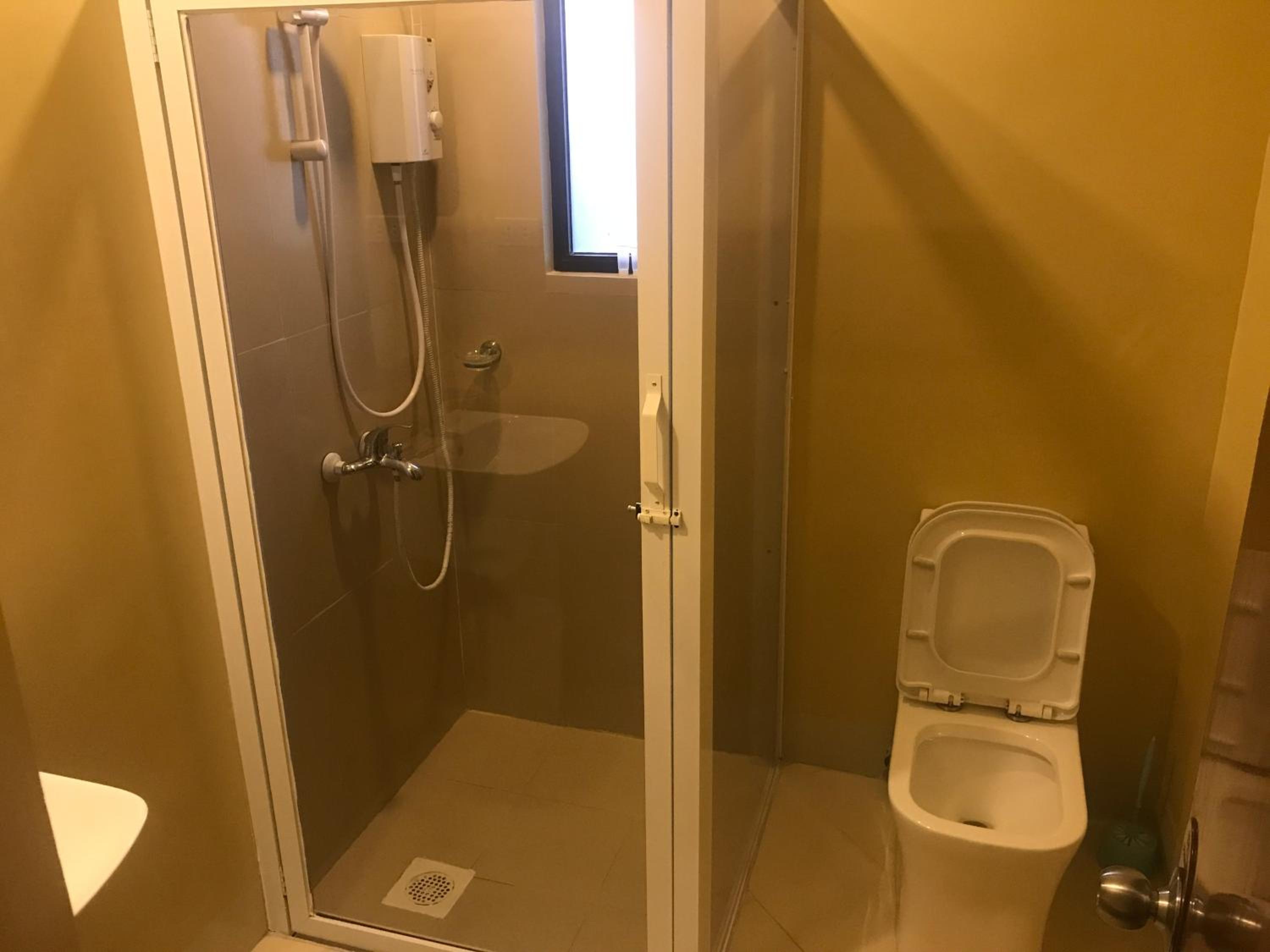 Babylon Oslob Coast Guesthouse