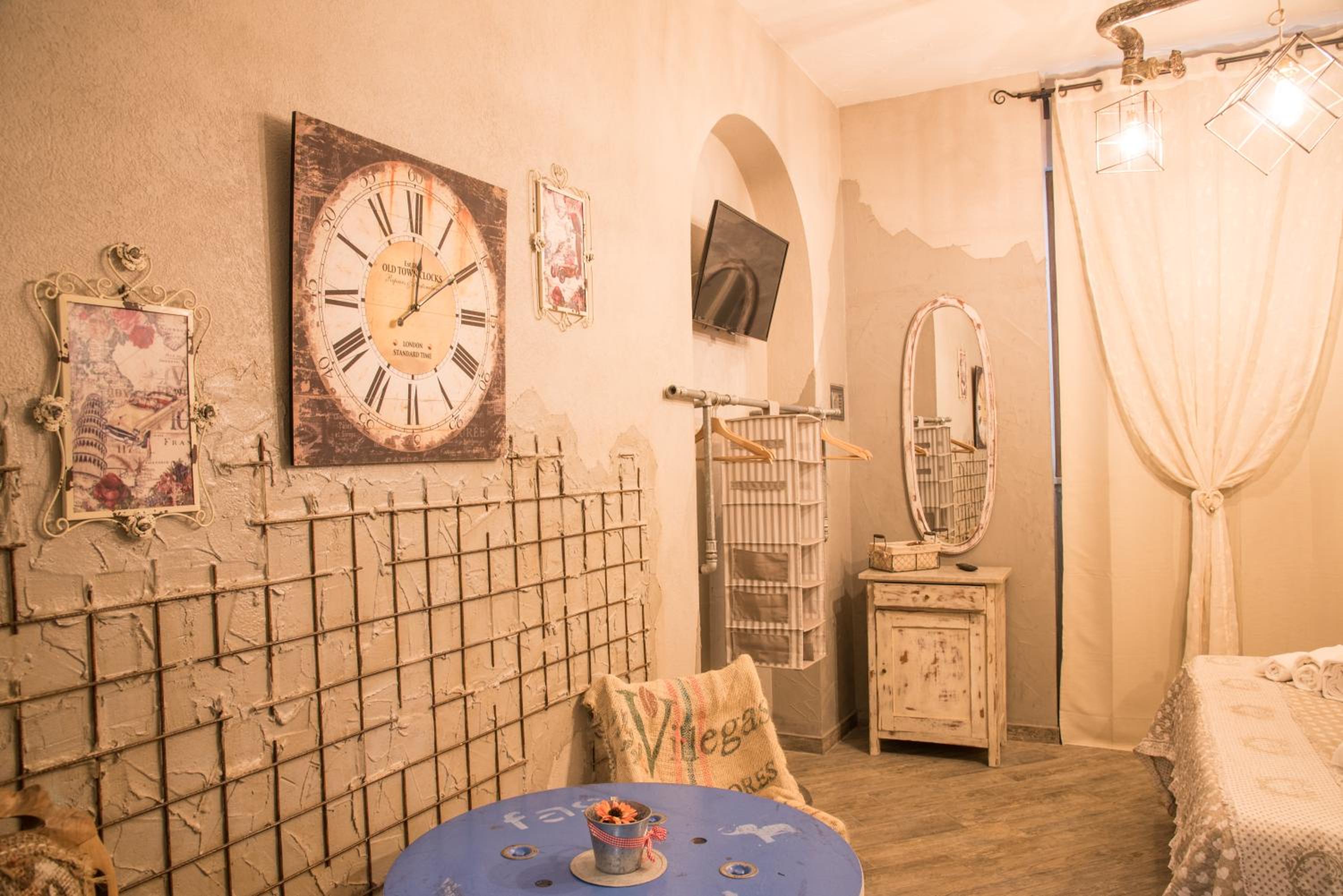 Mancini Shabby House
