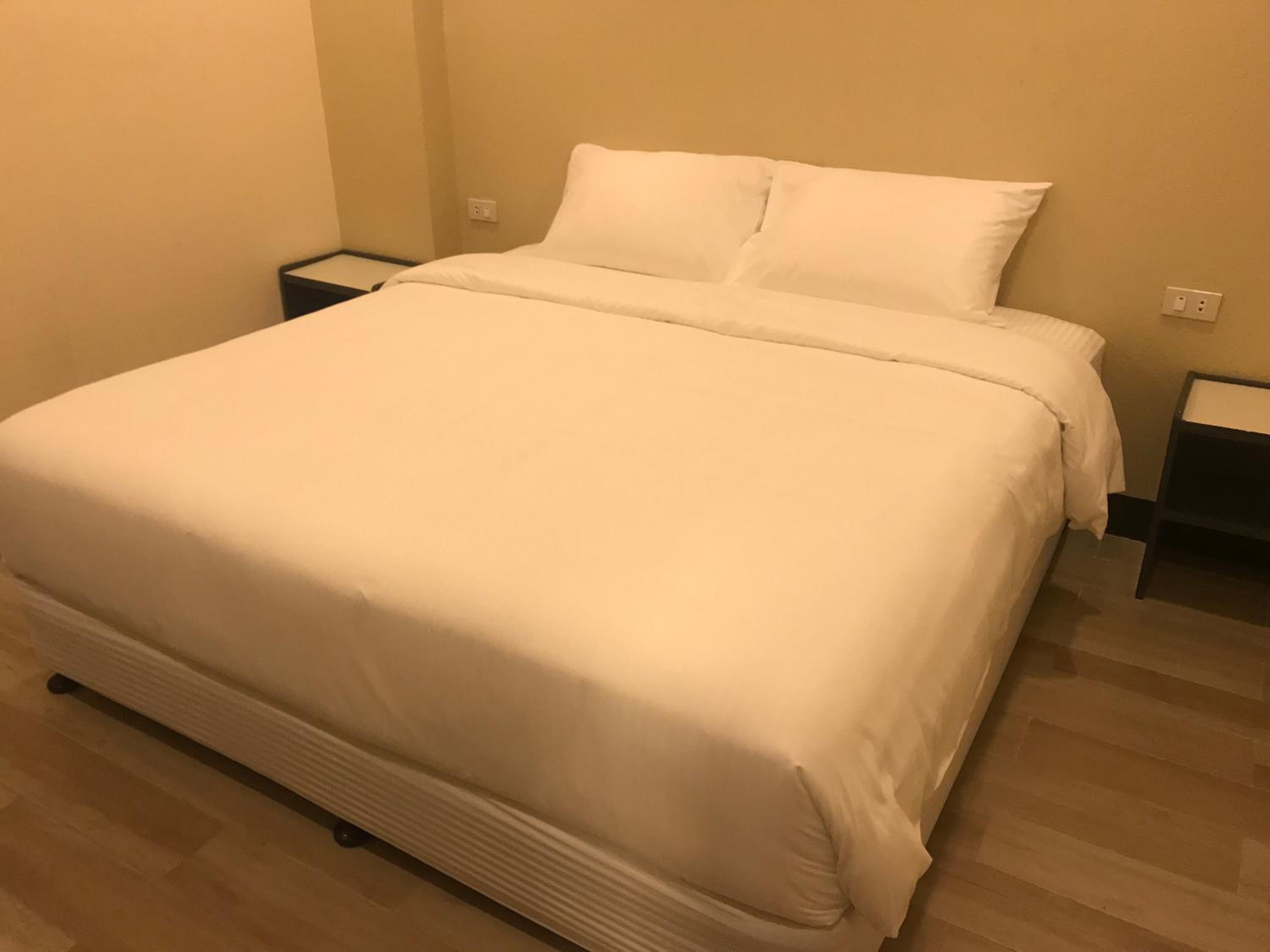 Babylon Oslob Coast Guesthouse