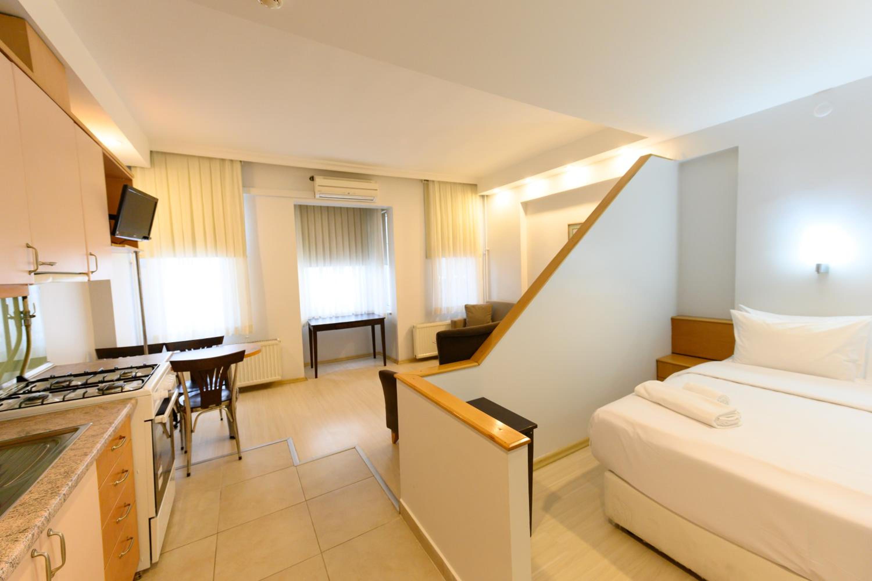 Entes Apart - Image 15