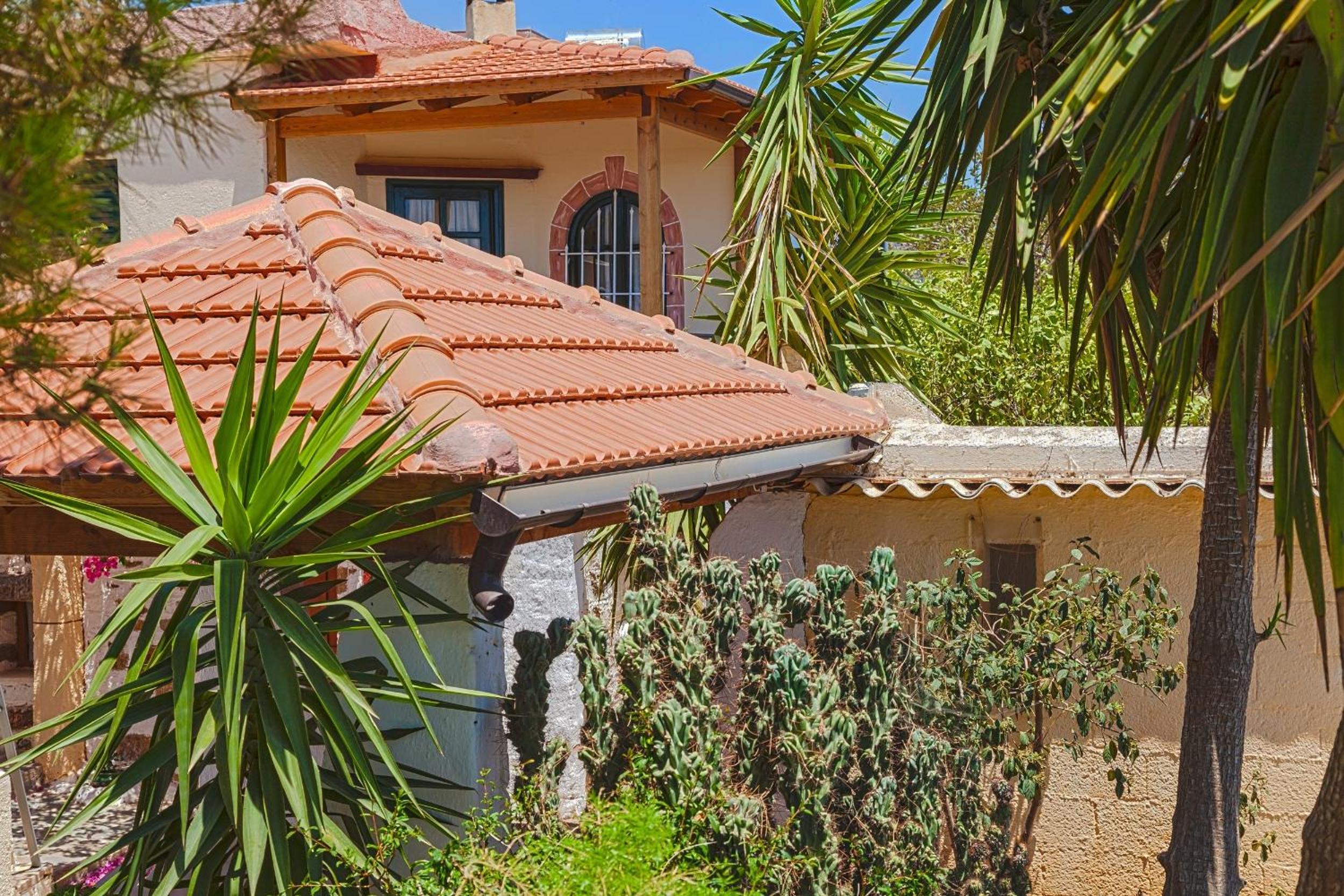 Hotel Eliza - Image 1