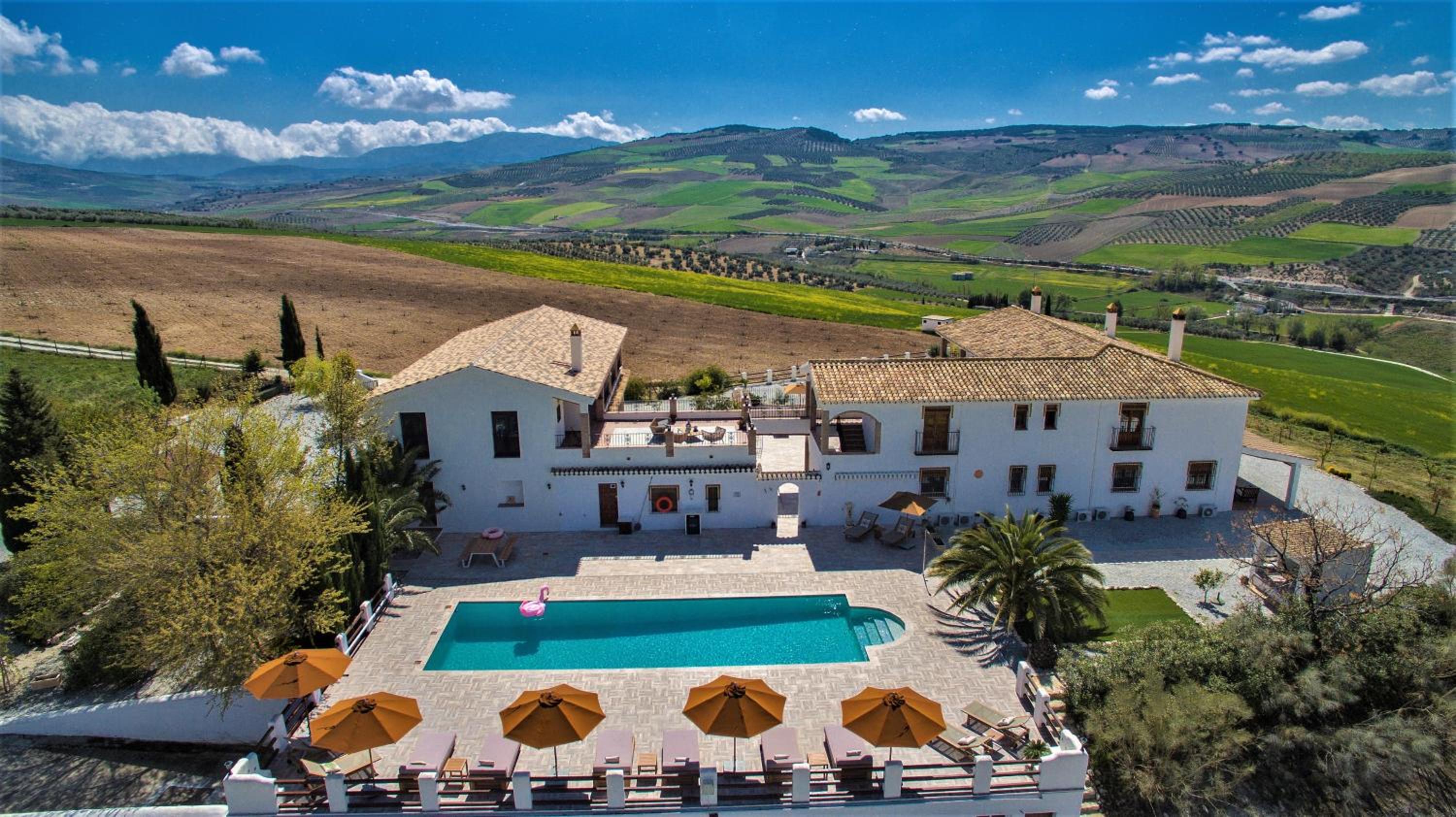 El Amparo view 4