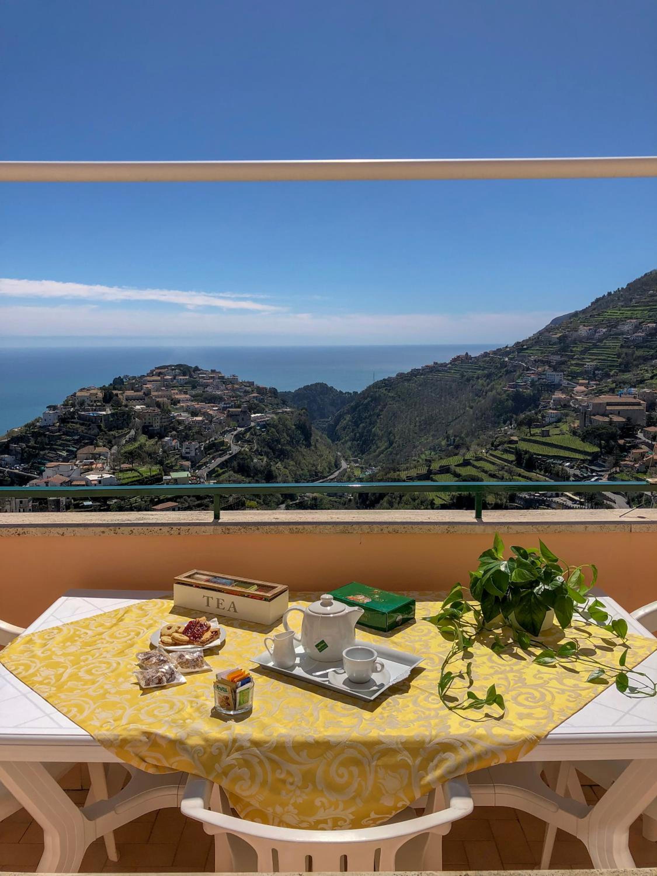 House Joseph photo 2