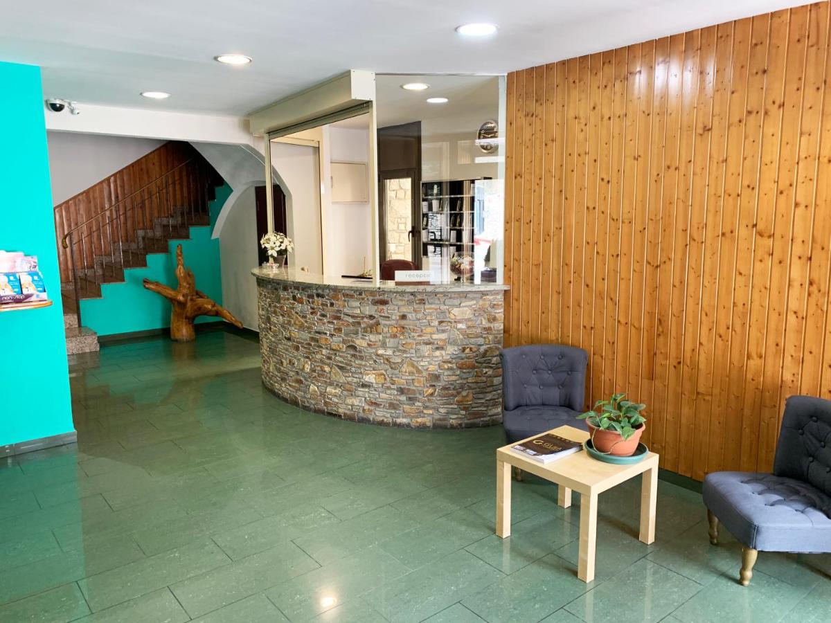 hotel reception