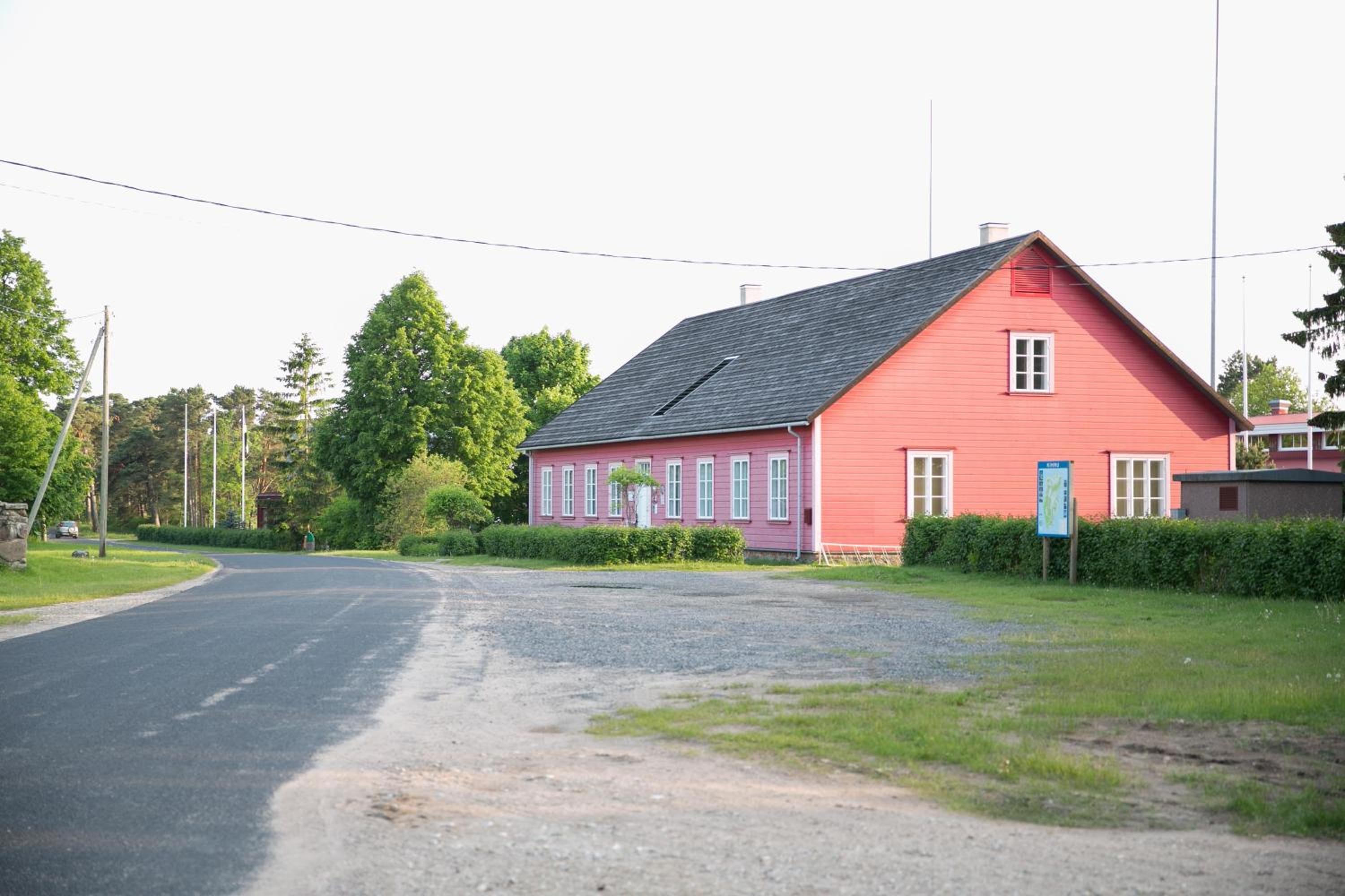 Kihnu Sadama Öömaja Guesthouse