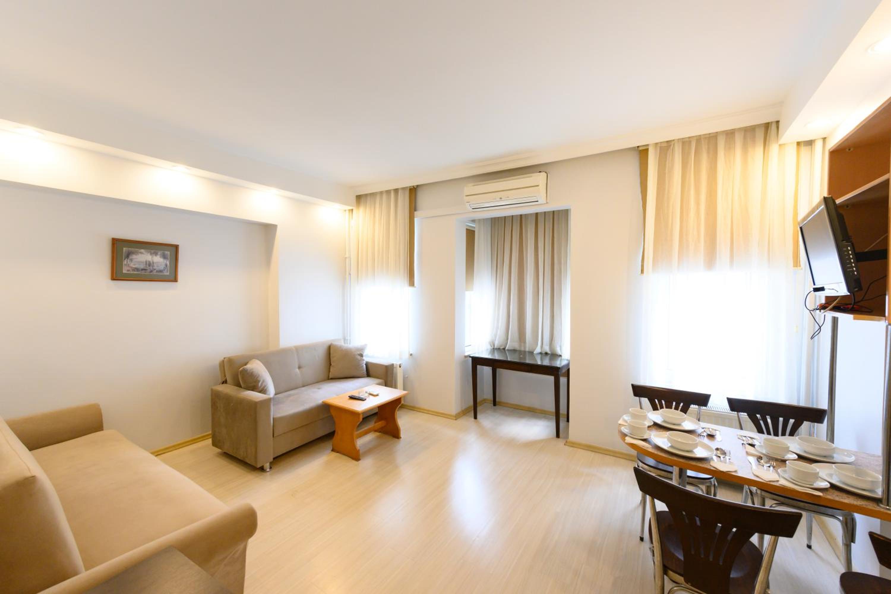 Entes Apart - Image 35