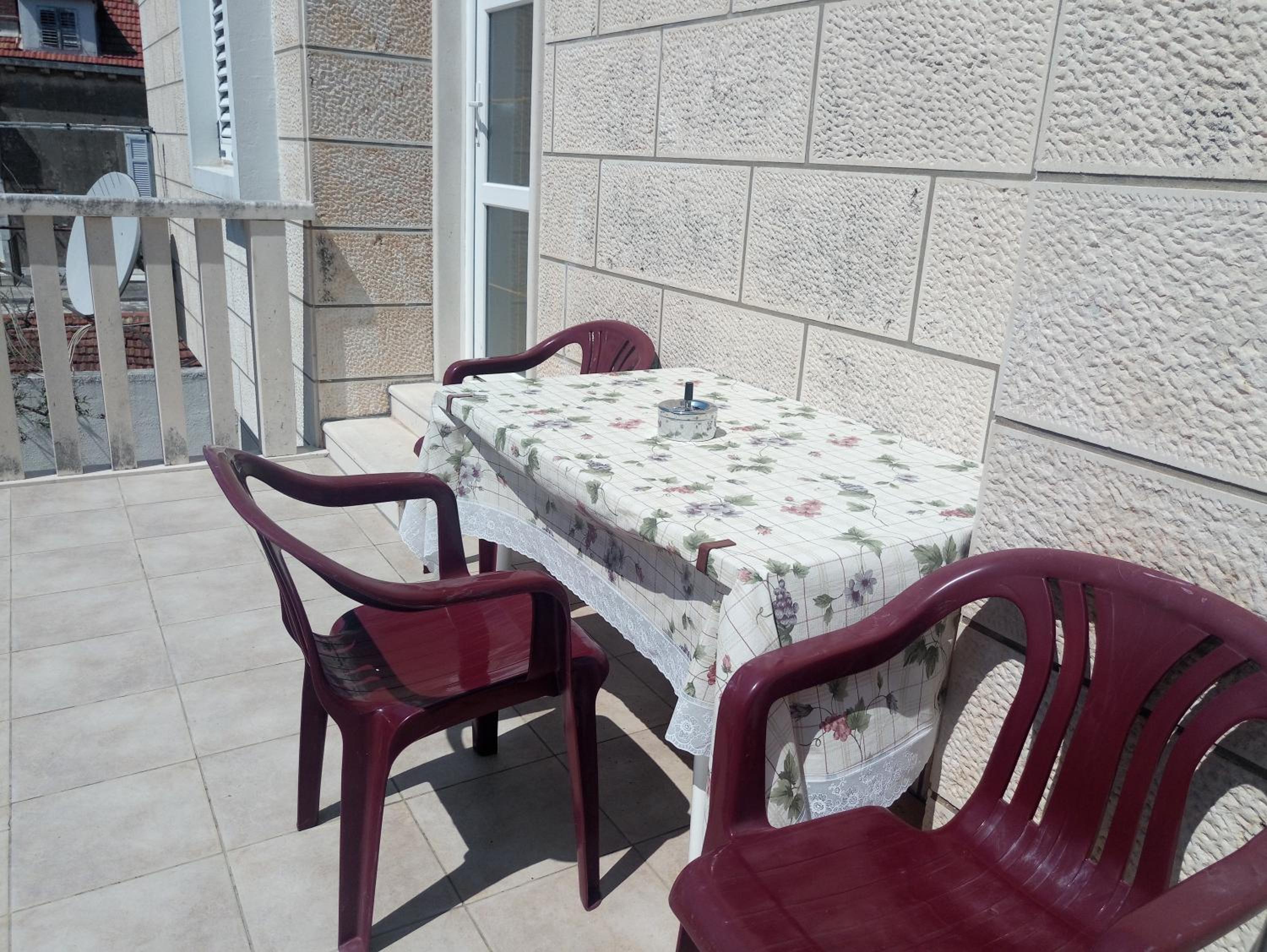 Adria Apartments and Rooms