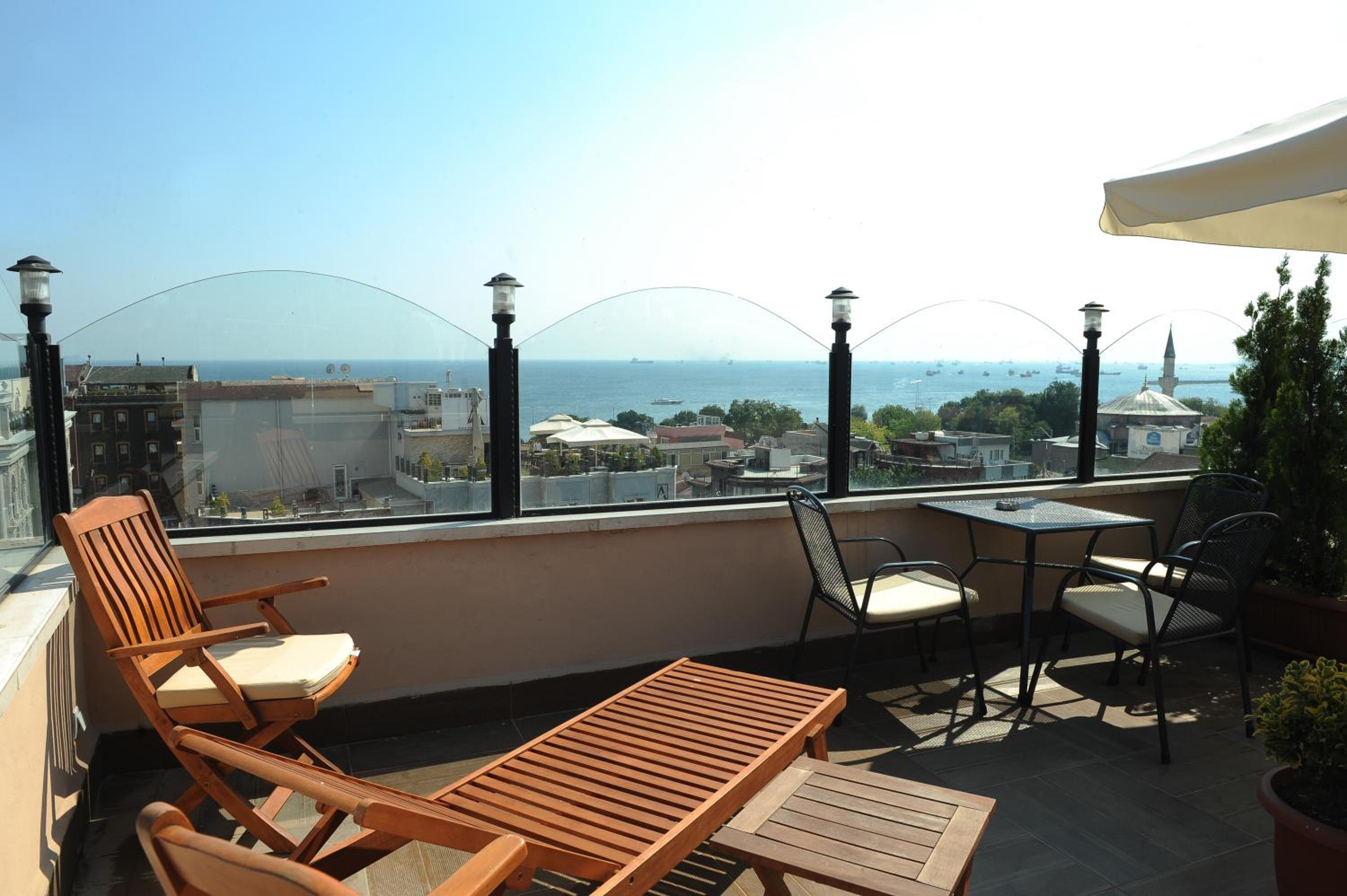 Coliseum Otel - Image 38