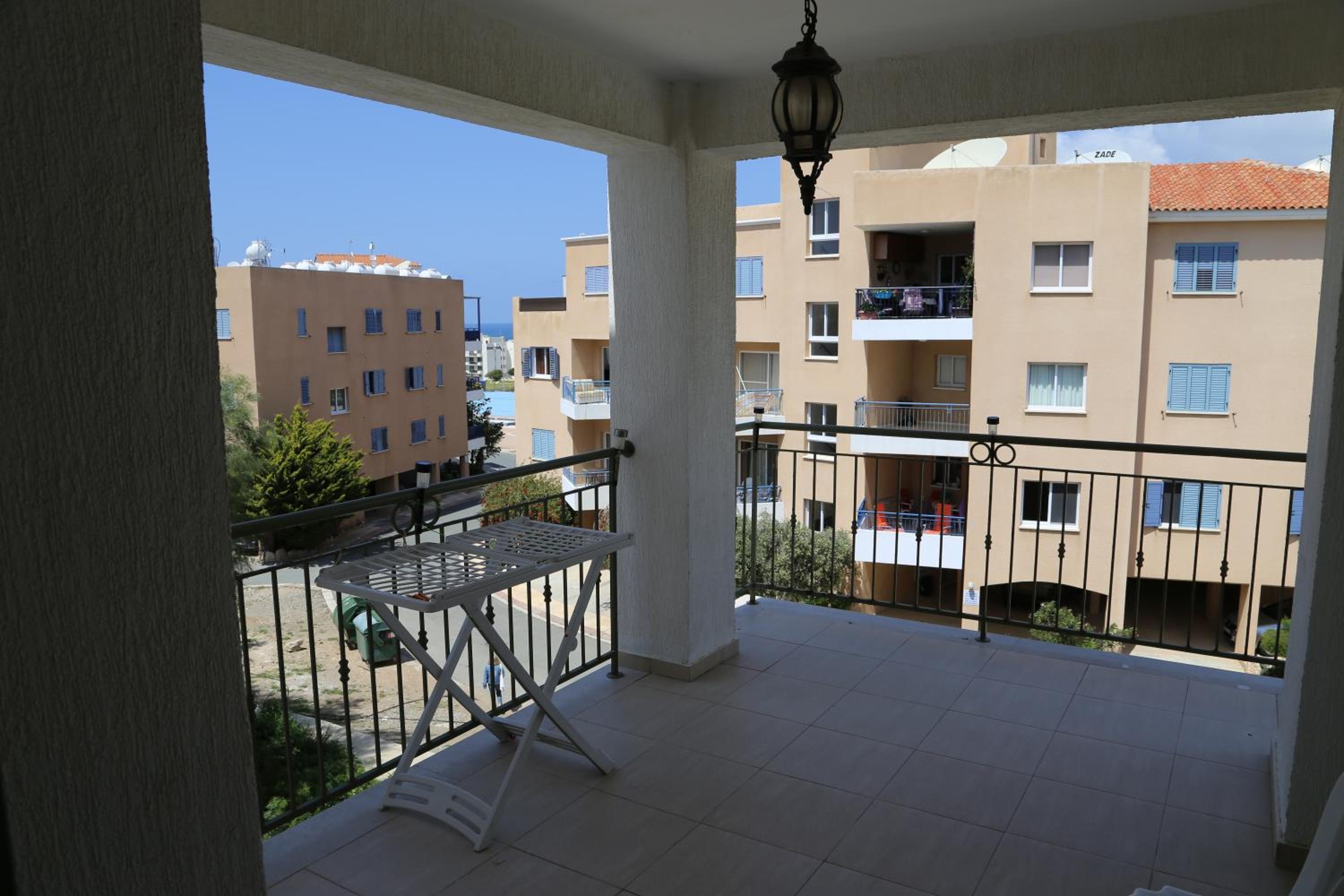DANAOS 2 COMPLEX APARTMENT - By IMH Travel & Tours