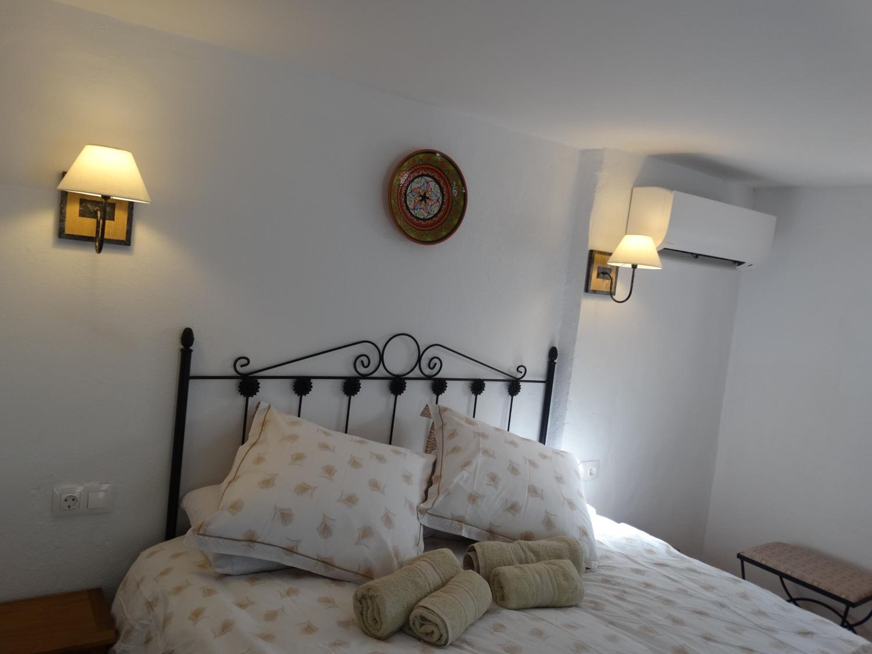 B&B Cortijo Loma León view 2