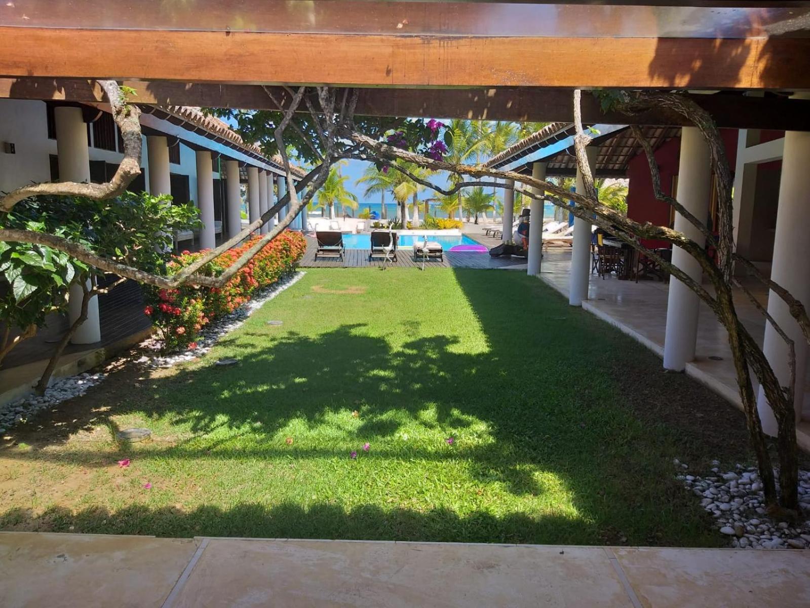 VILLA NACRI NA PRAIA con PISCINA ENTRE ILHEUS E ITACARE'