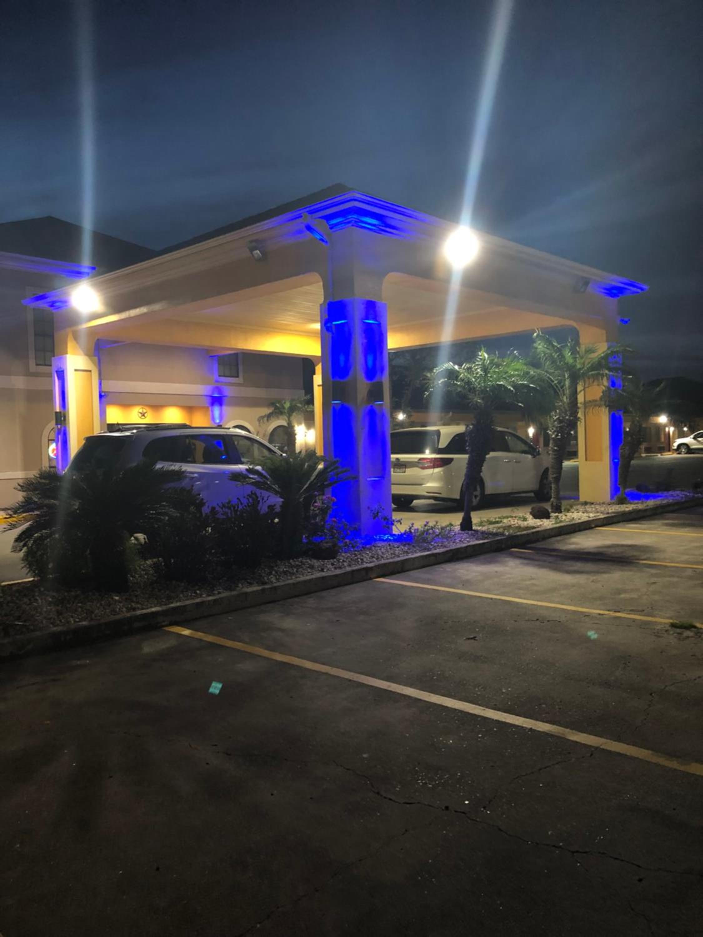 Los Fresnos Inn and Suites
