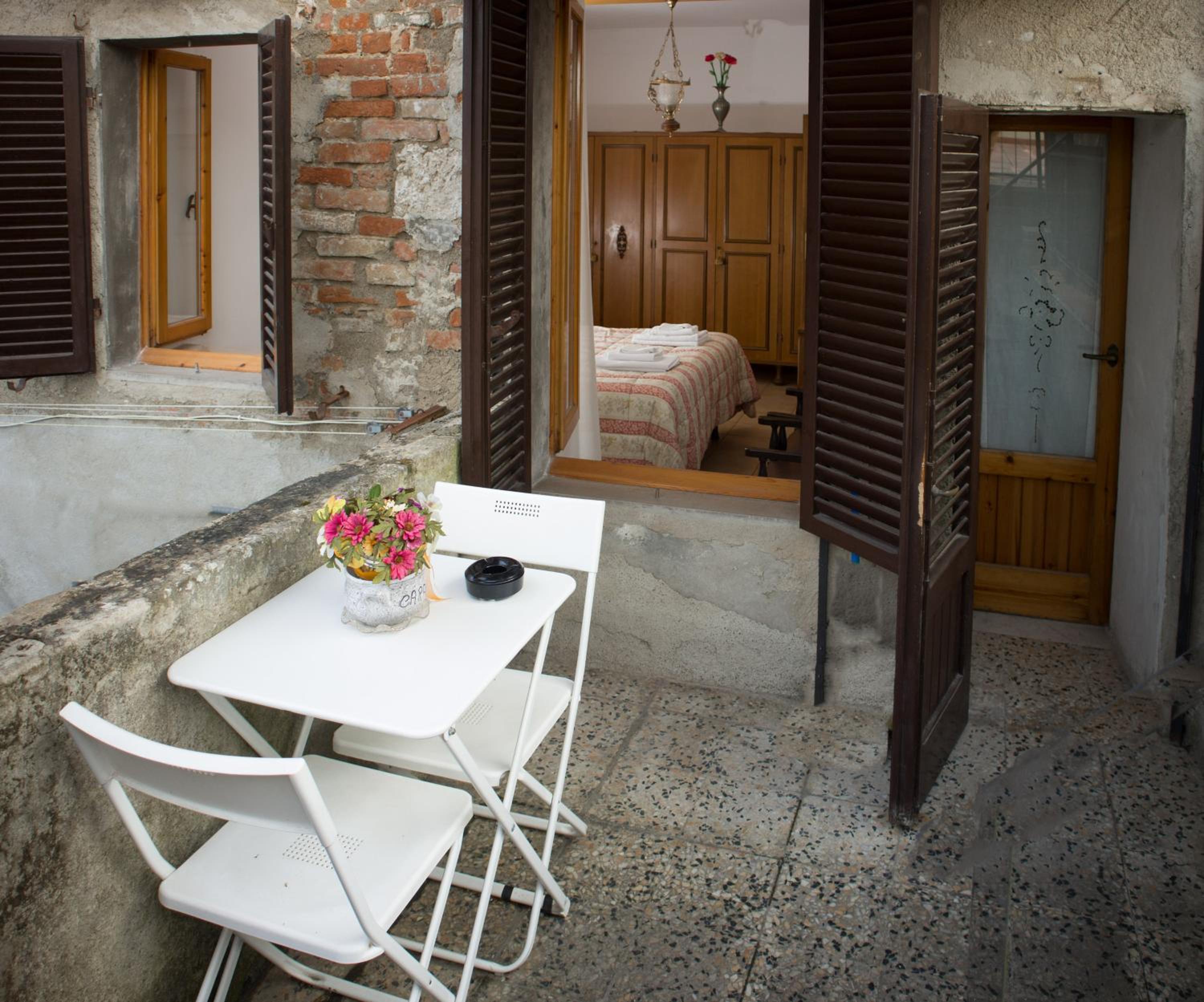 Cheap Apartment in The Old Village, photo 35