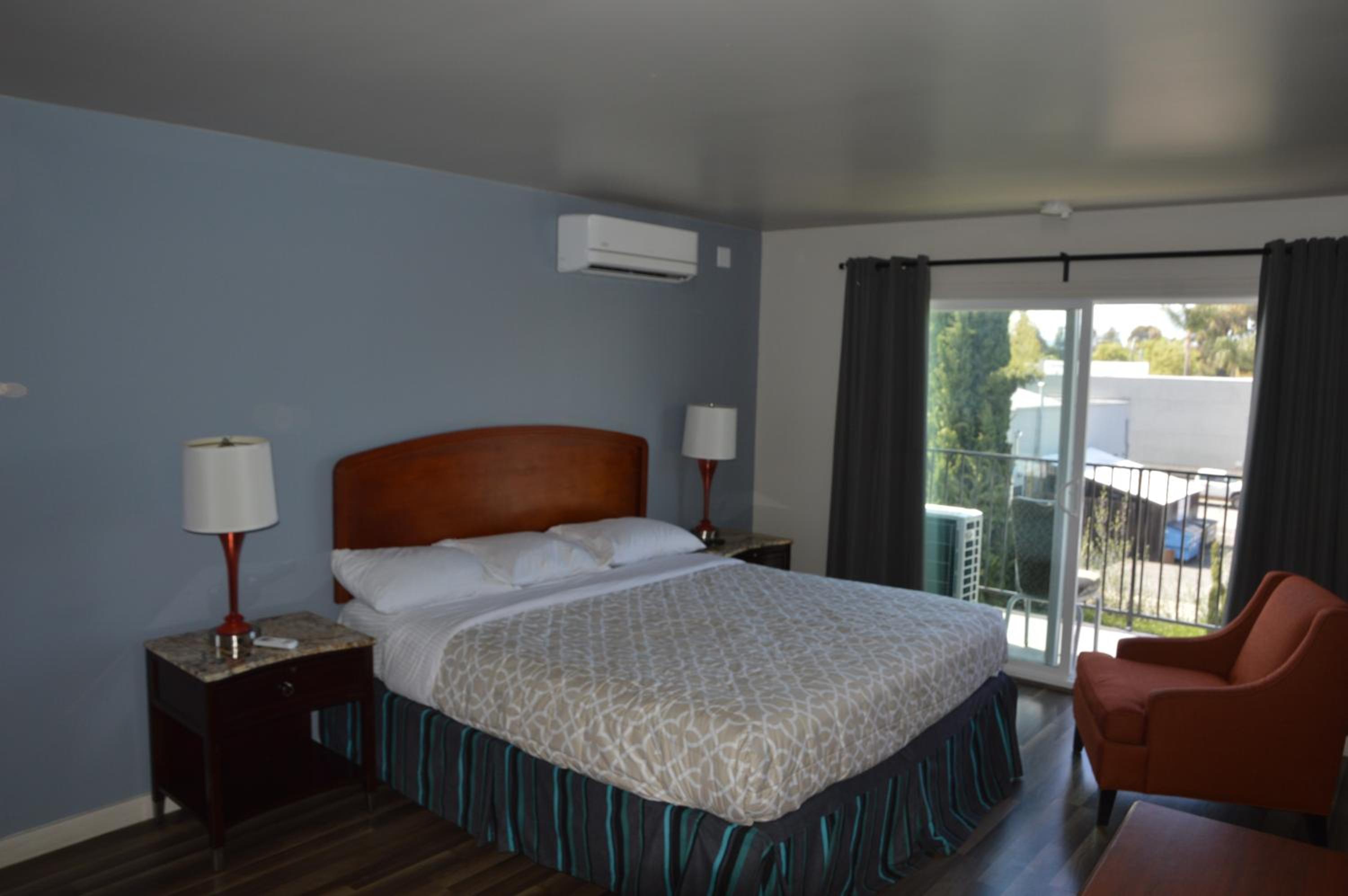 Glass Slipper Inn - Stanford Palo Alto