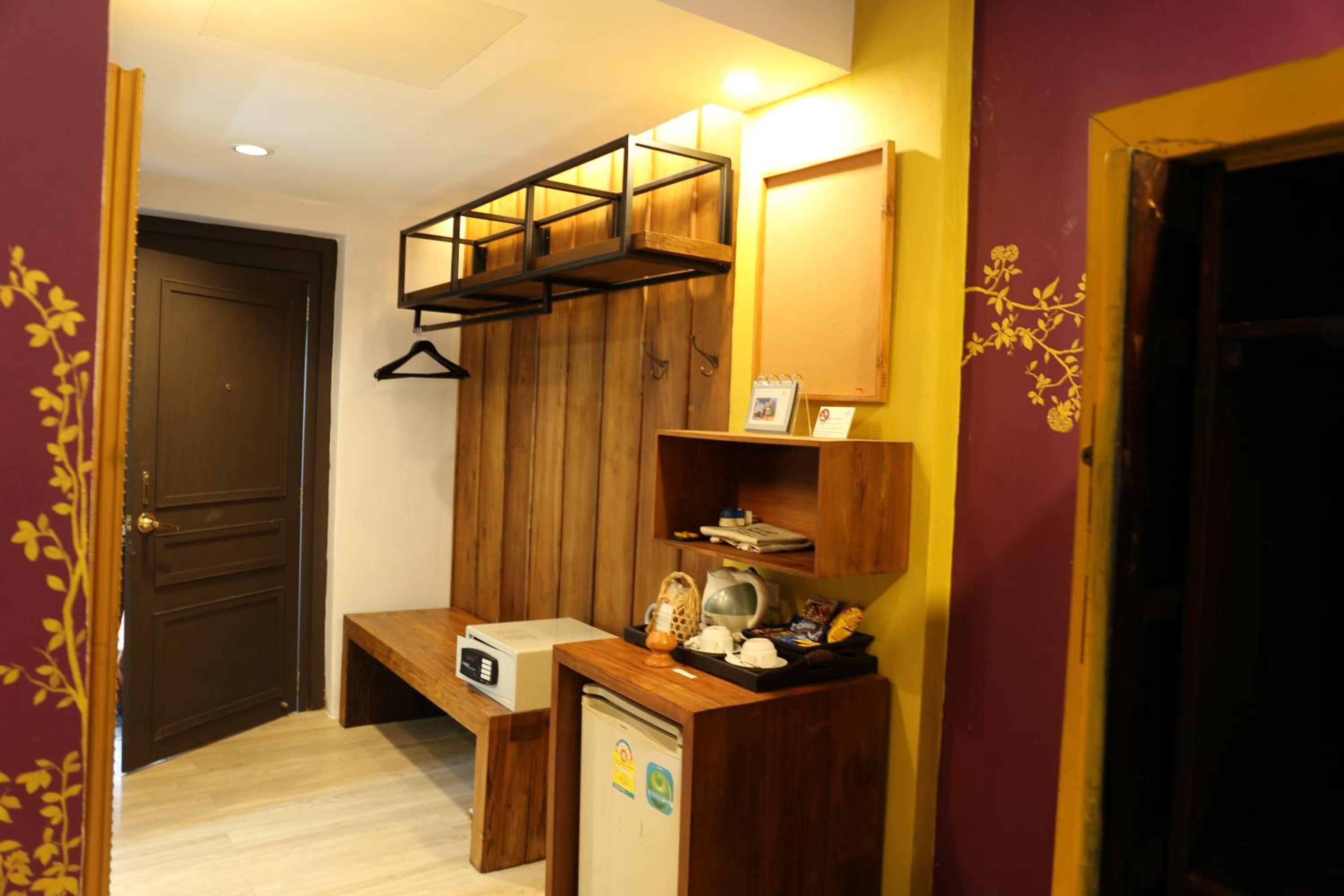 Tharaburi Resort
