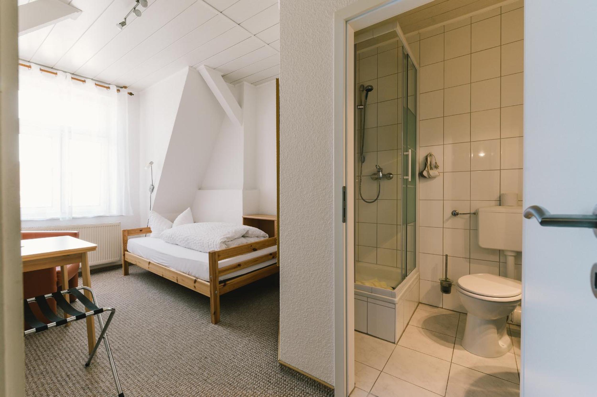 Menzels Pension Drehscheibe