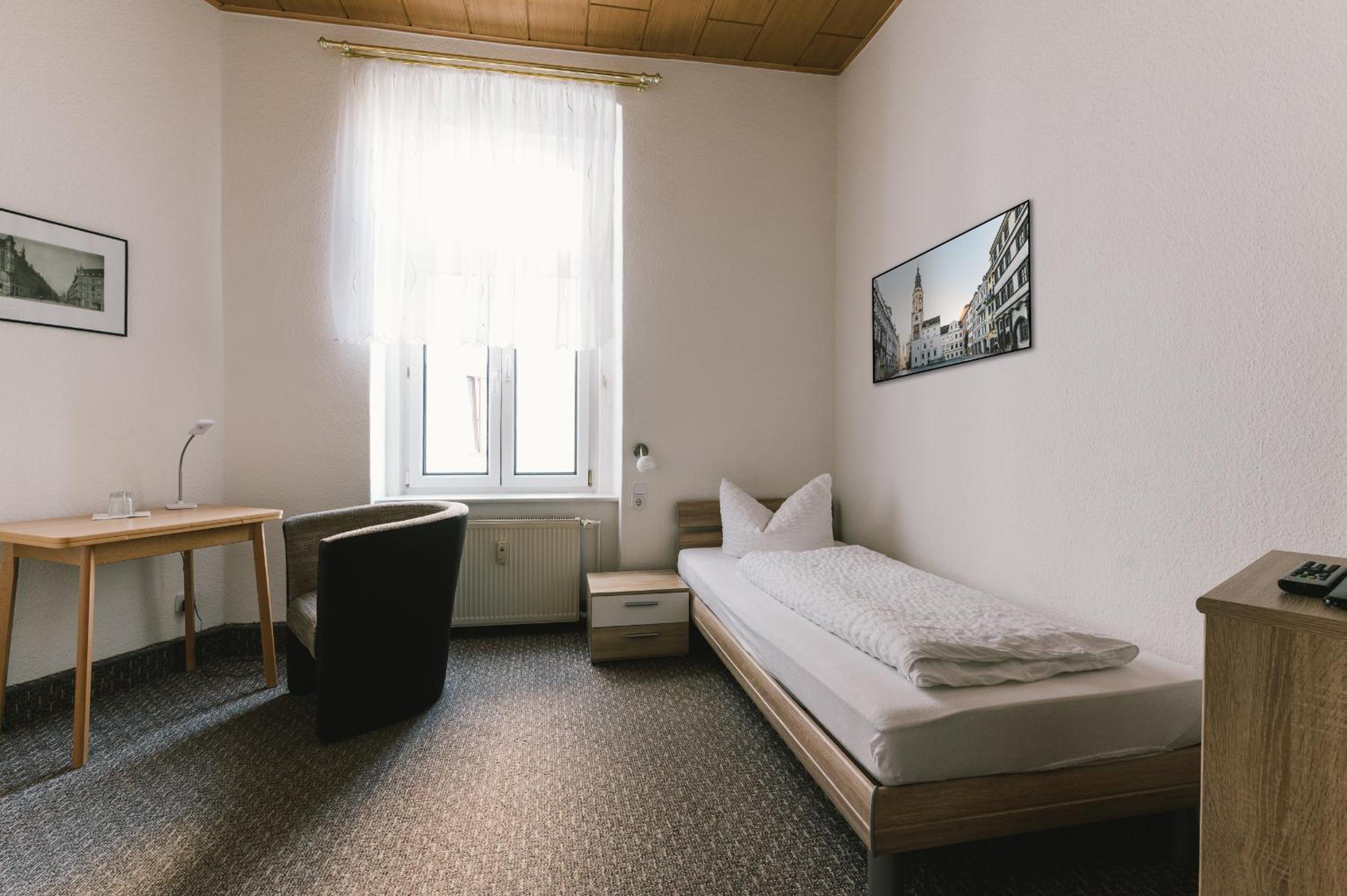 Menzels Pension Drehscheibe