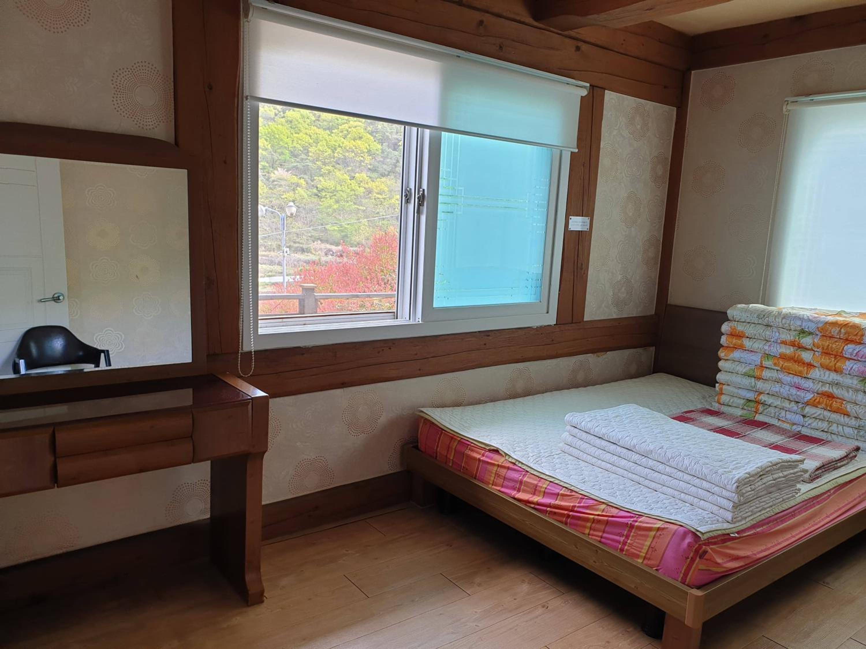 Tongyeong Yehyang Pension