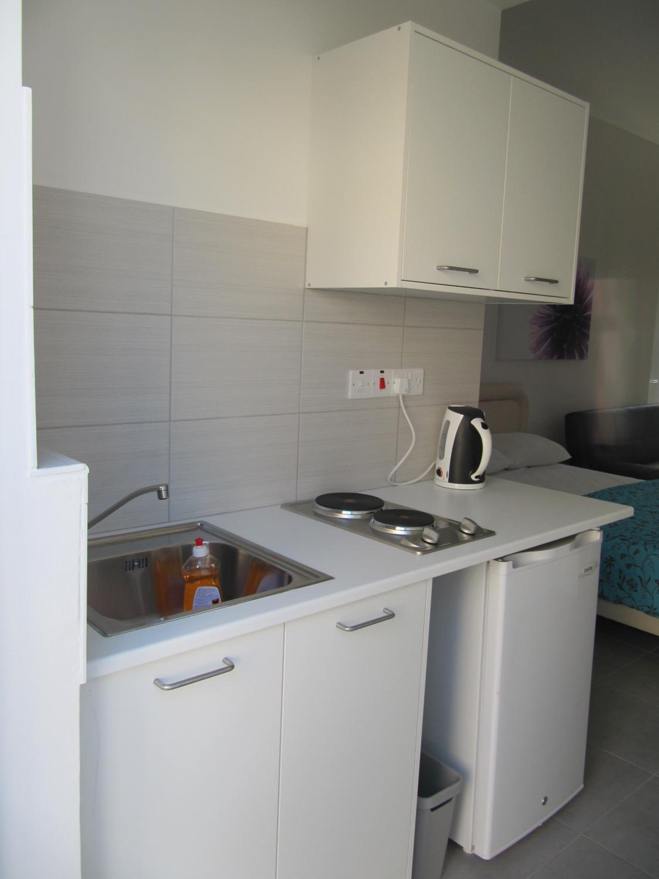Sunny Holiday Apartments