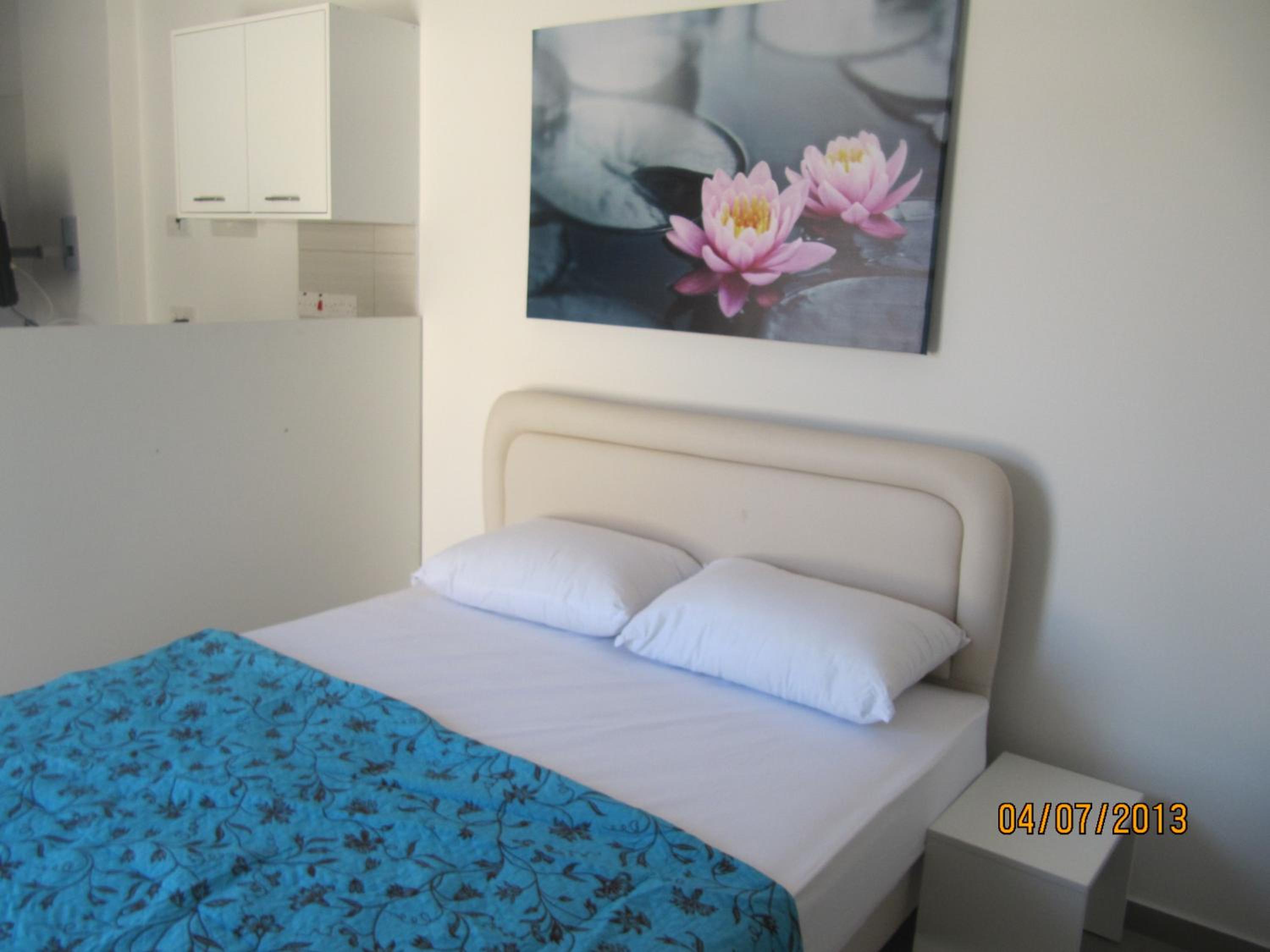Sunny Holiday Apartments