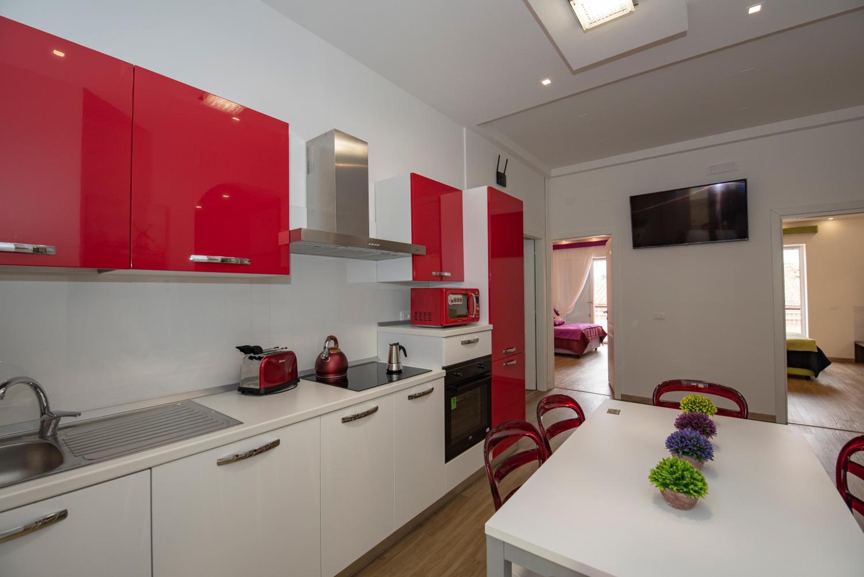 Colosseo Apartments and Rooms - Rome City Centre
