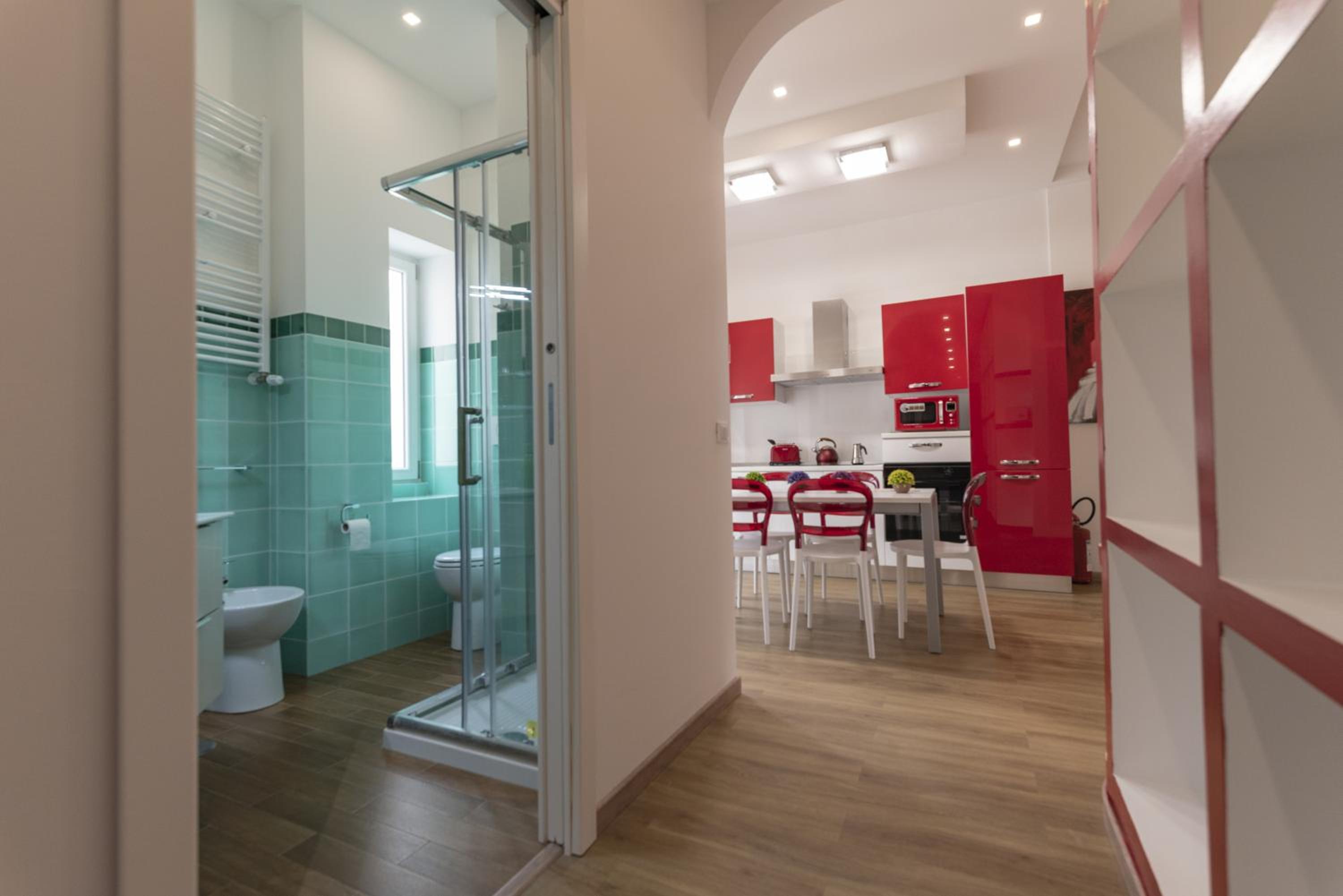 Colosseo Apartments and Rooms - Rome City Centre