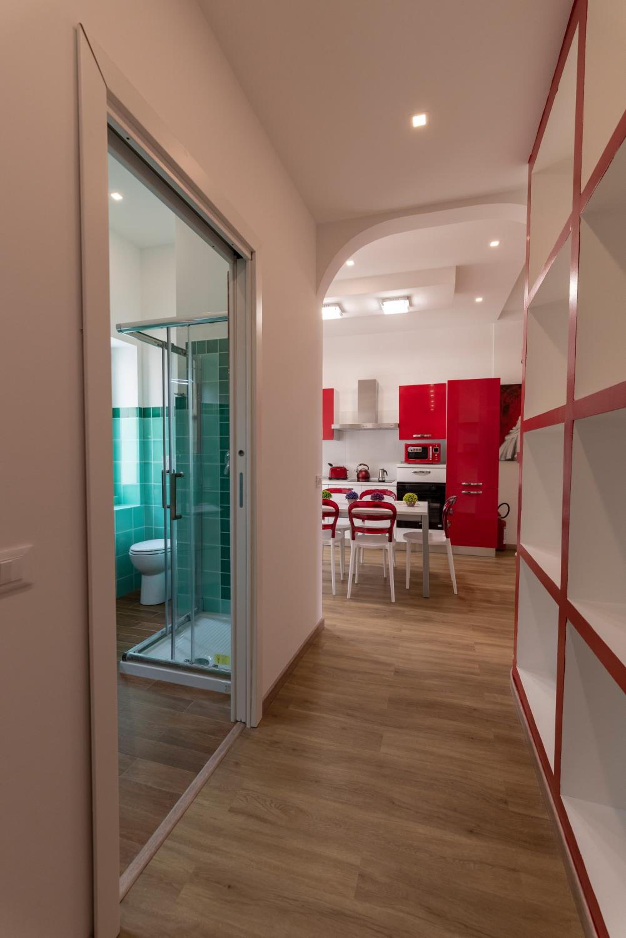 Colosseo Apartments and Rooms - Rome City Centre