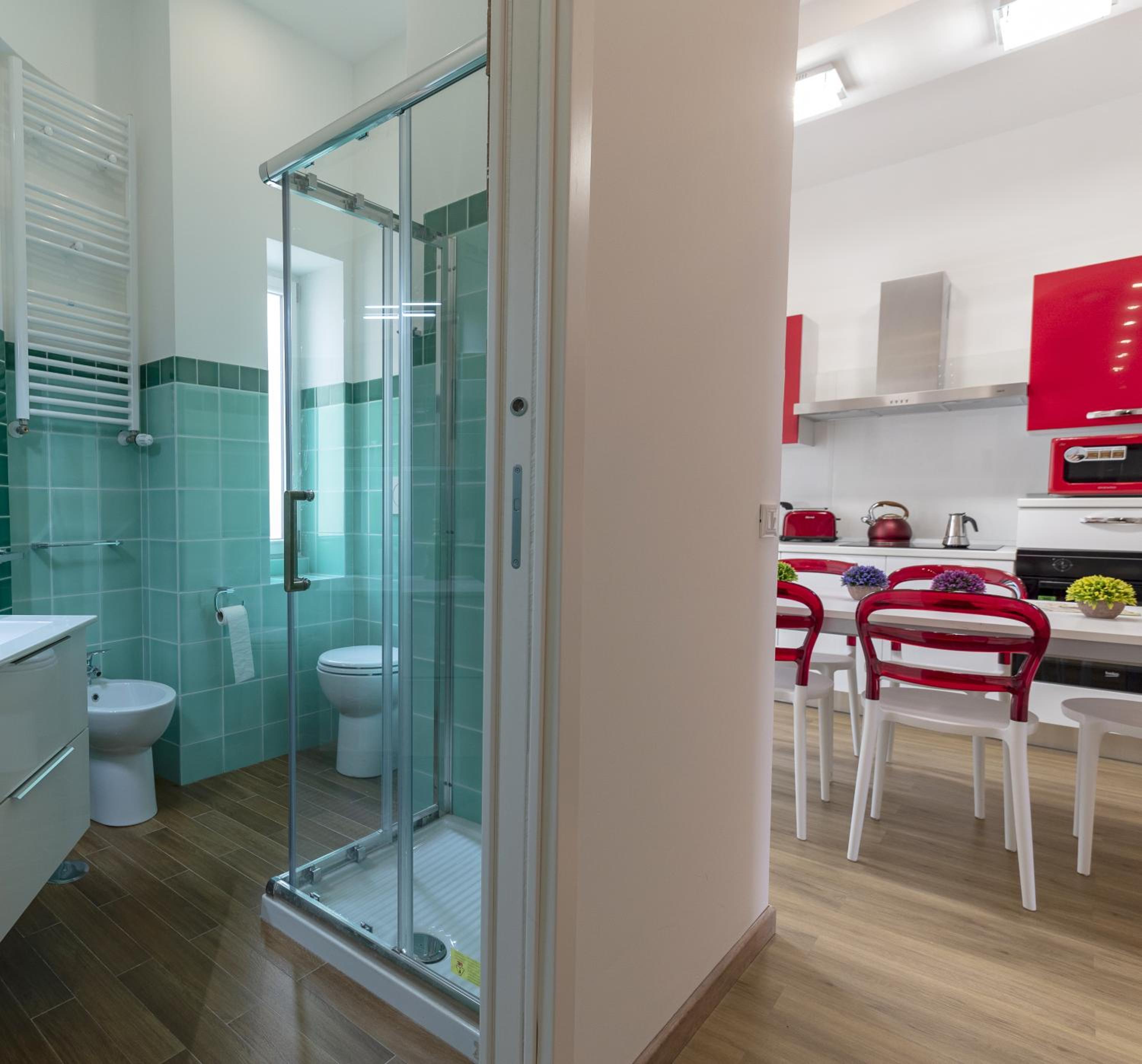 Colosseo Apartments and Rooms - Rome City Centre