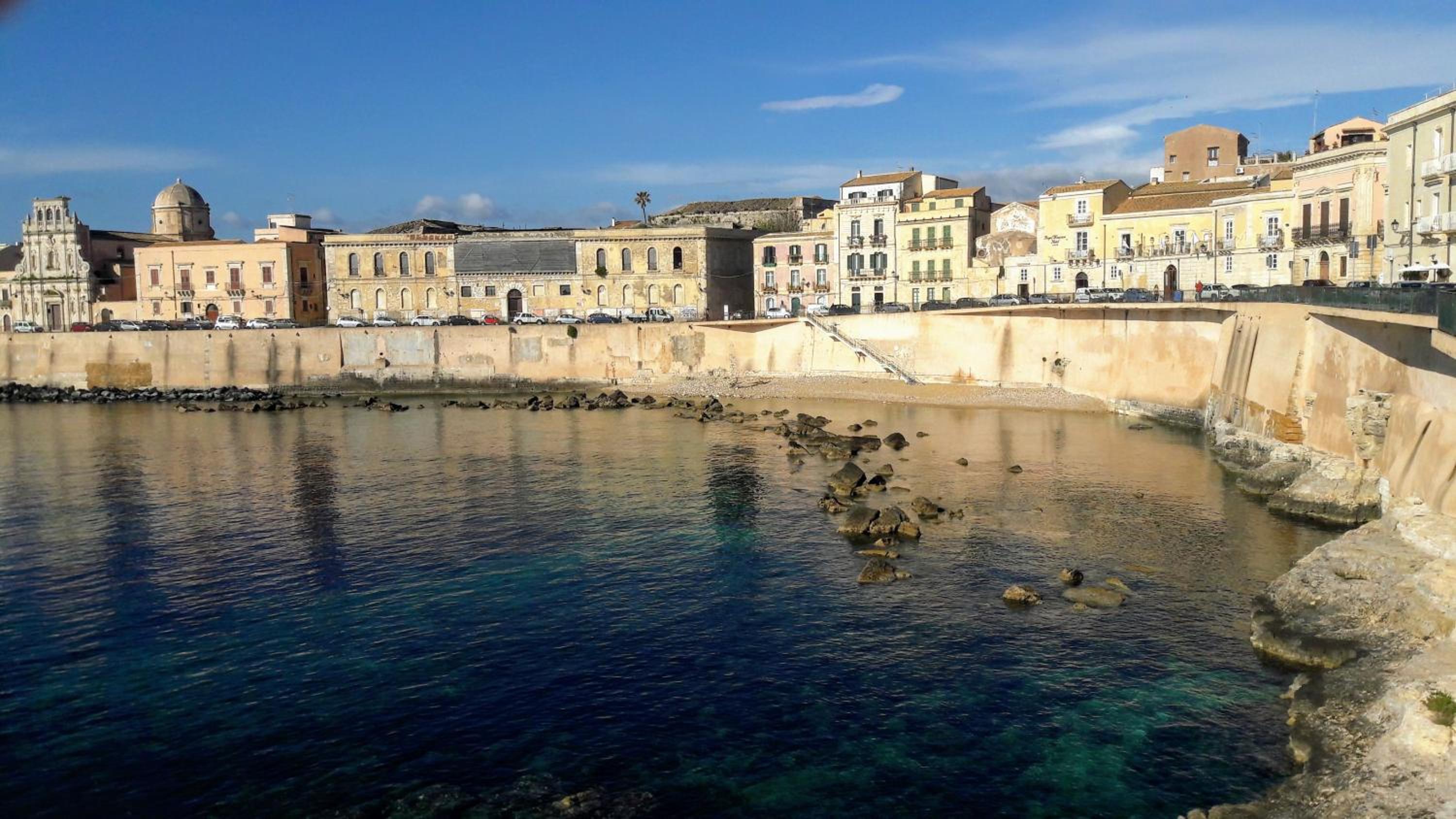 Incantevole appartamento in palazzo storico Ortigia