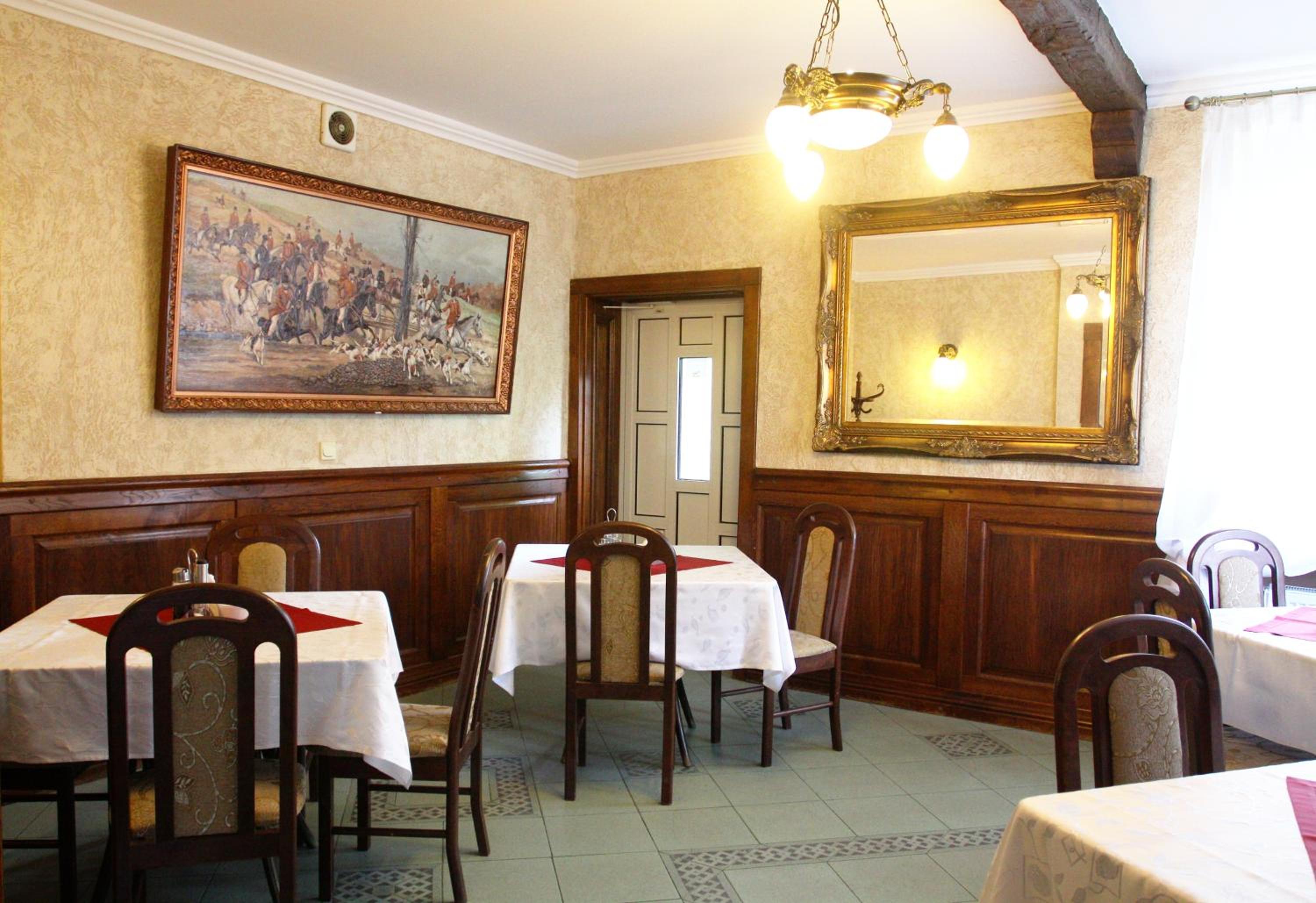 restaurant