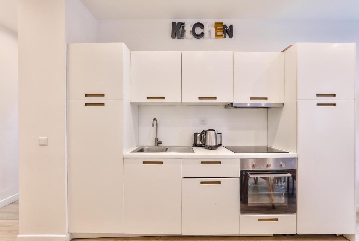 23 - Pretty Parisian Flat in Montorgueil