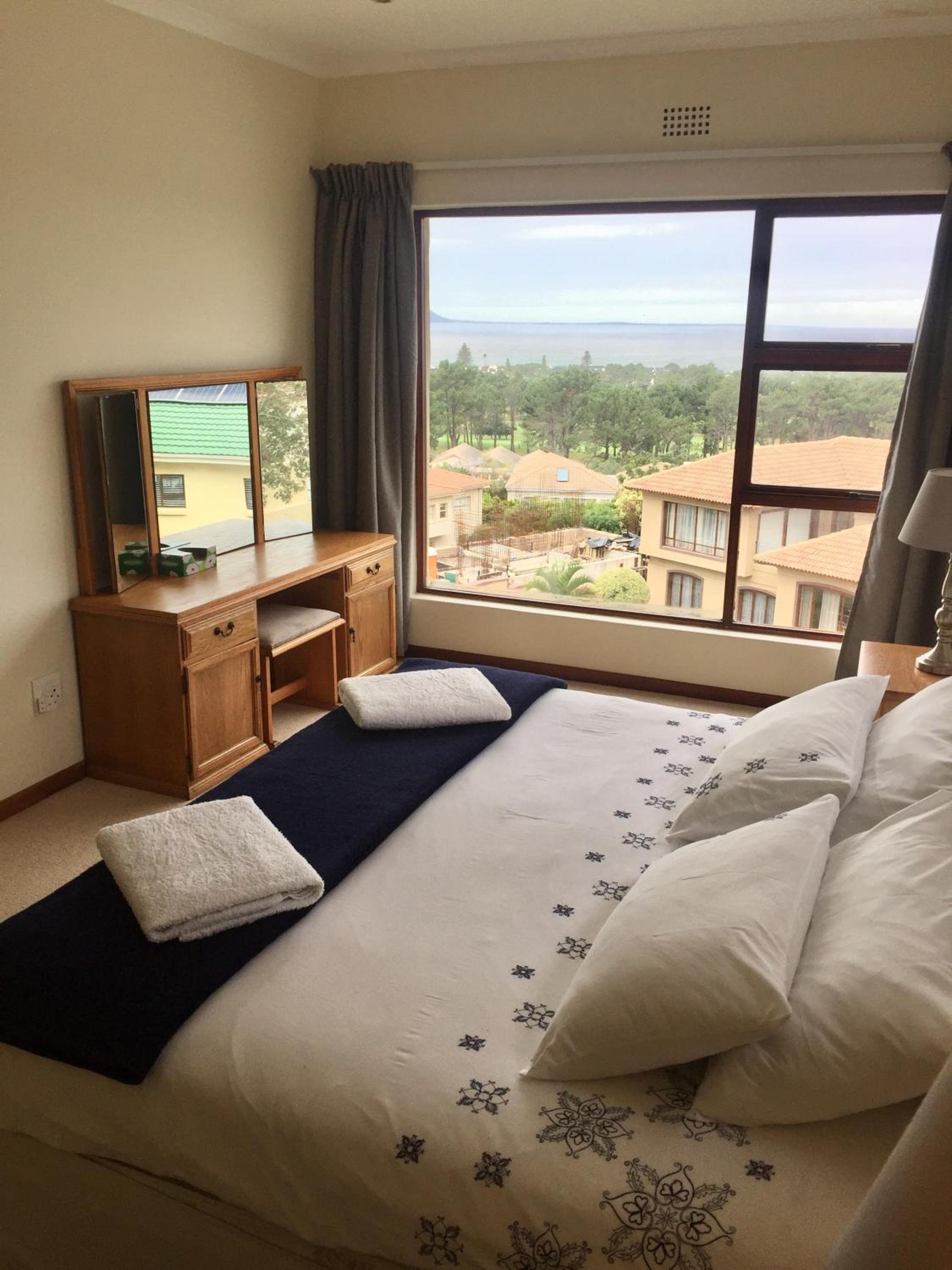 Hermanus Heights Villa